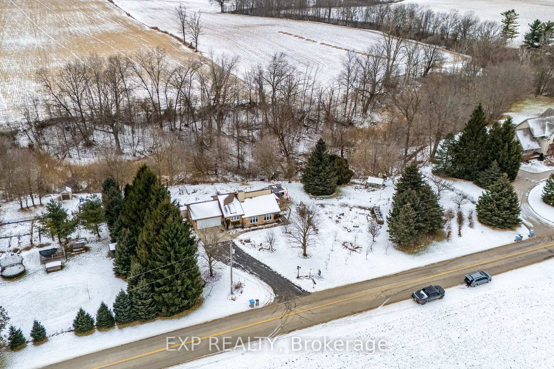 Photo 32 of 8250 Irish Drive, Strathroy-Caradoc, Rural Strathroy-Caradoc — HOMEH