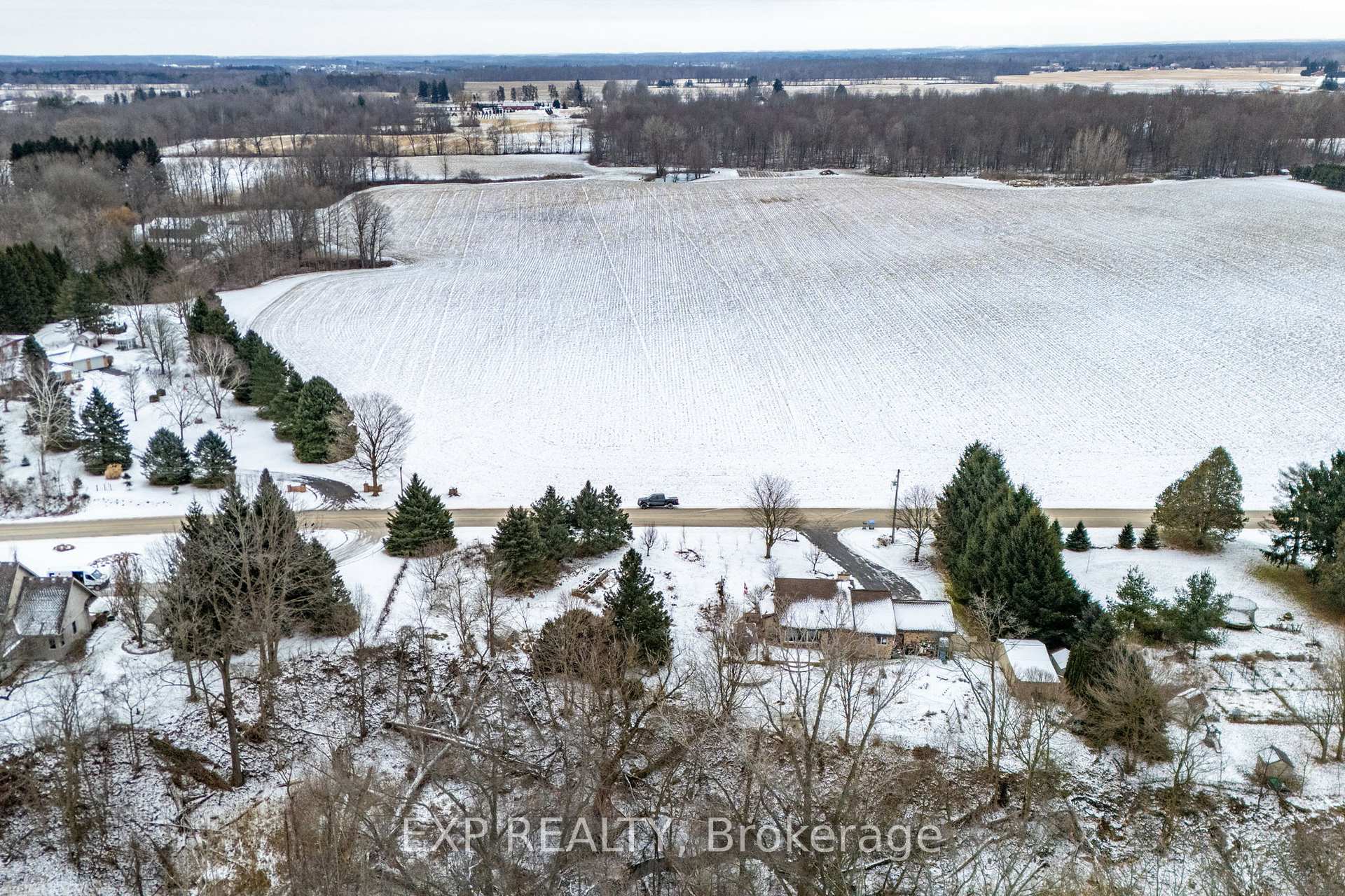 Photo 36 of 8250 Irish Drive, Strathroy-Caradoc, Rural Strathroy-Caradoc — HOMEH