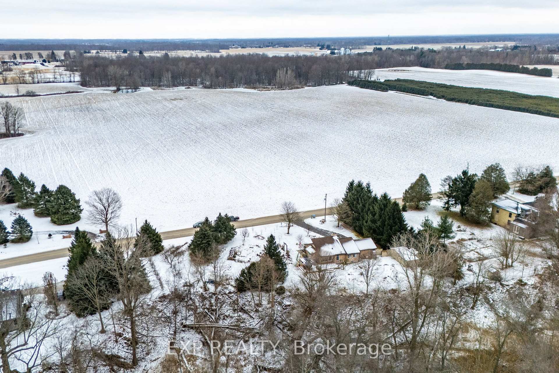 Photo 37 of 8250 Irish Drive, Strathroy-Caradoc, Rural Strathroy-Caradoc — HOMEH