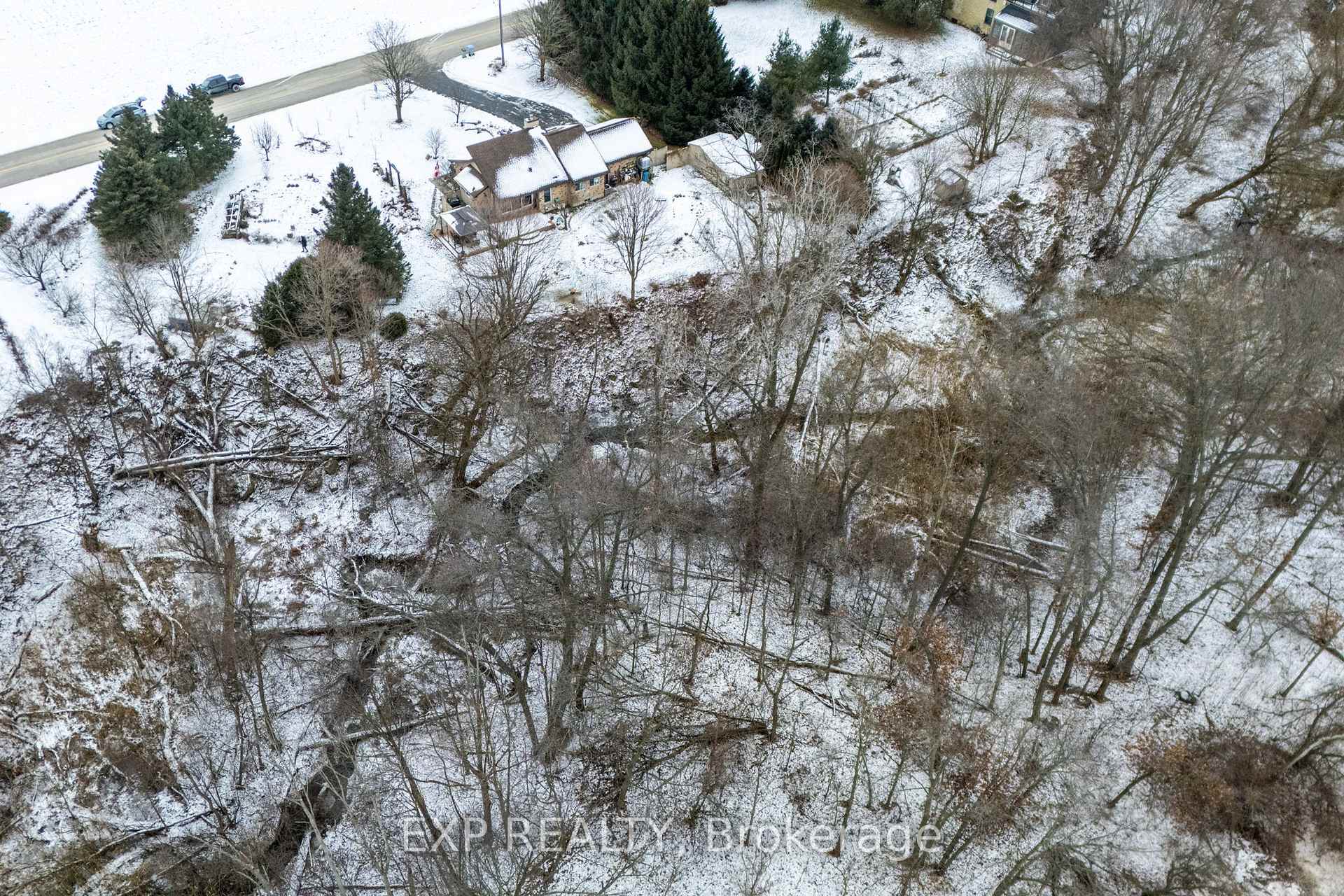 Photo 38 of 8250 Irish Drive, Strathroy-Caradoc, Rural Strathroy-Caradoc — HOMEH