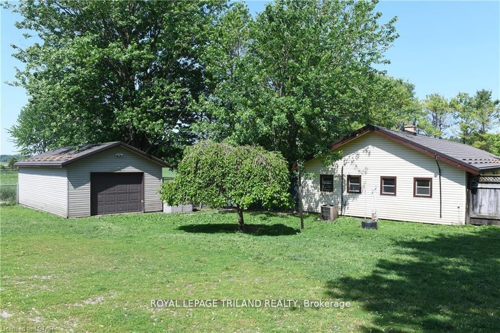 Photo 9 of 9078 Century Drive, Strathroy-Caradoc, Rural Strathroy-Caradoc — HOMEH