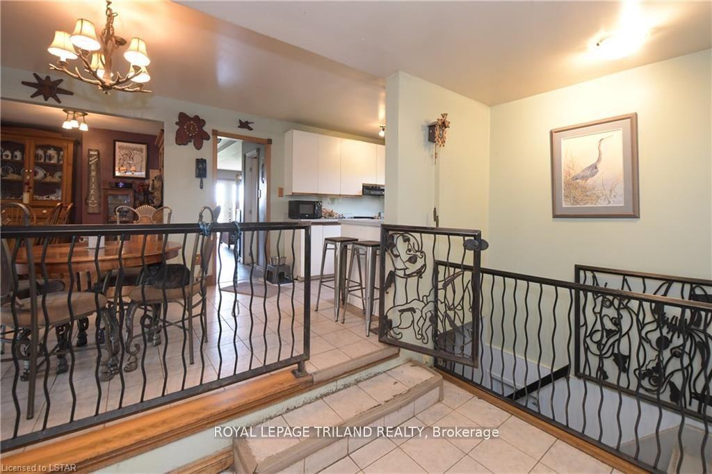 Photo 15 of 9078 Century Drive, Strathroy-Caradoc, Rural Strathroy-Caradoc — HOMEH