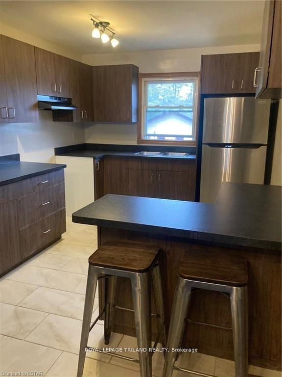 Photo 18 of 9078 Century Drive, Strathroy-Caradoc, Rural Strathroy-Caradoc — HOMEH