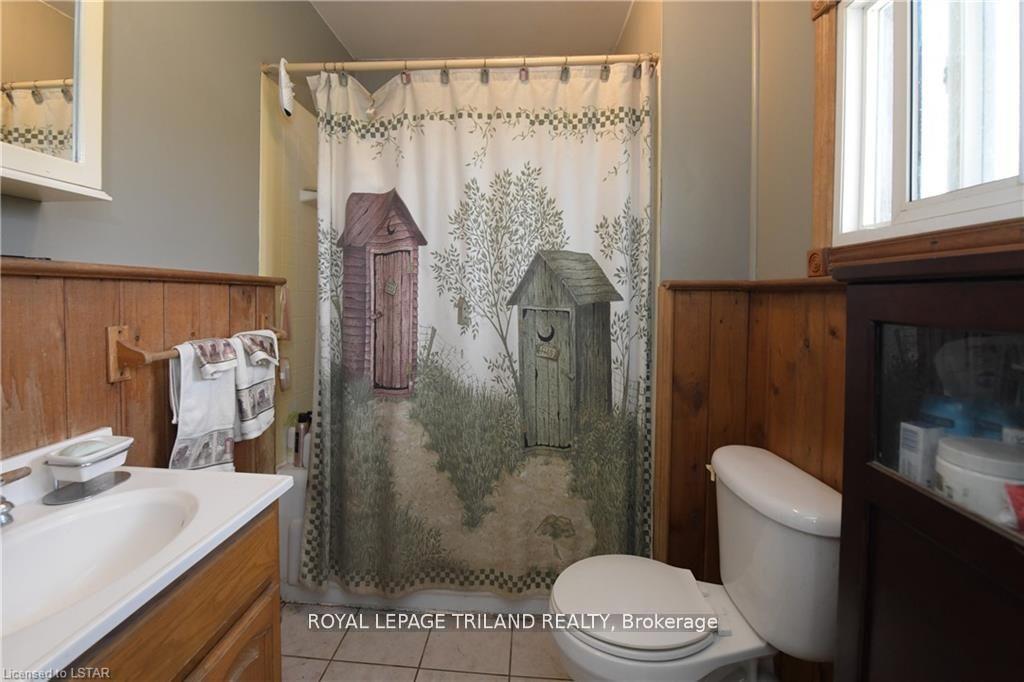 Photo 24 of 9078 Century Drive, Strathroy-Caradoc, Rural Strathroy-Caradoc — HOMEH