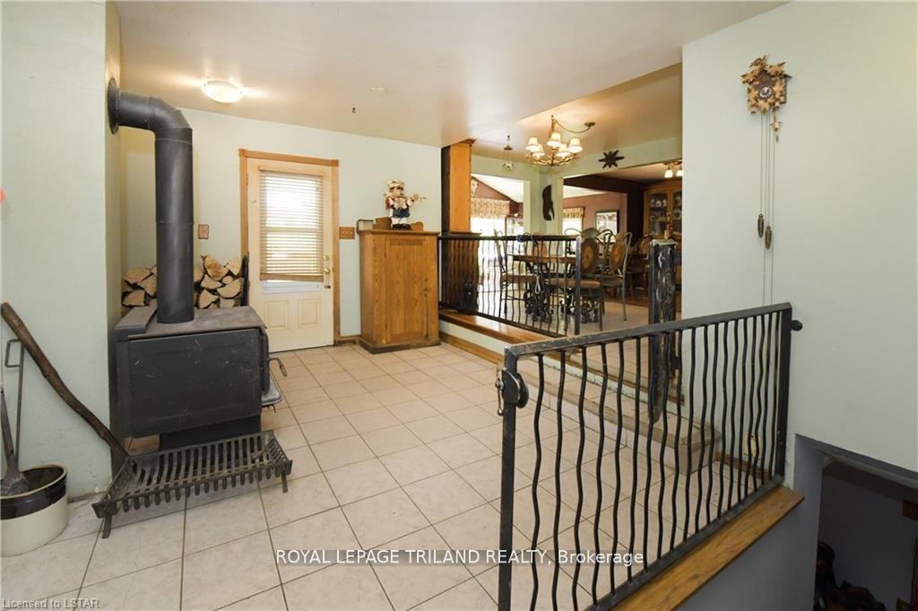 Photo 25 of 9078 Century Drive, Strathroy-Caradoc, Rural Strathroy-Caradoc — HOMEH