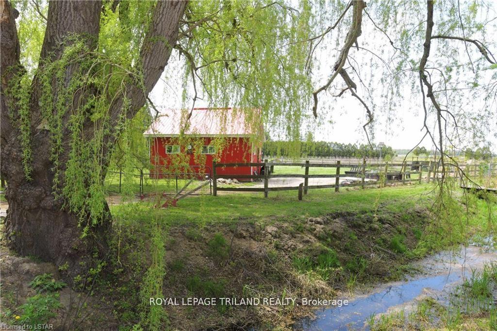 Photo 27 of 9078 Century Drive, Strathroy-Caradoc, Rural Strathroy-Caradoc — HOMEH