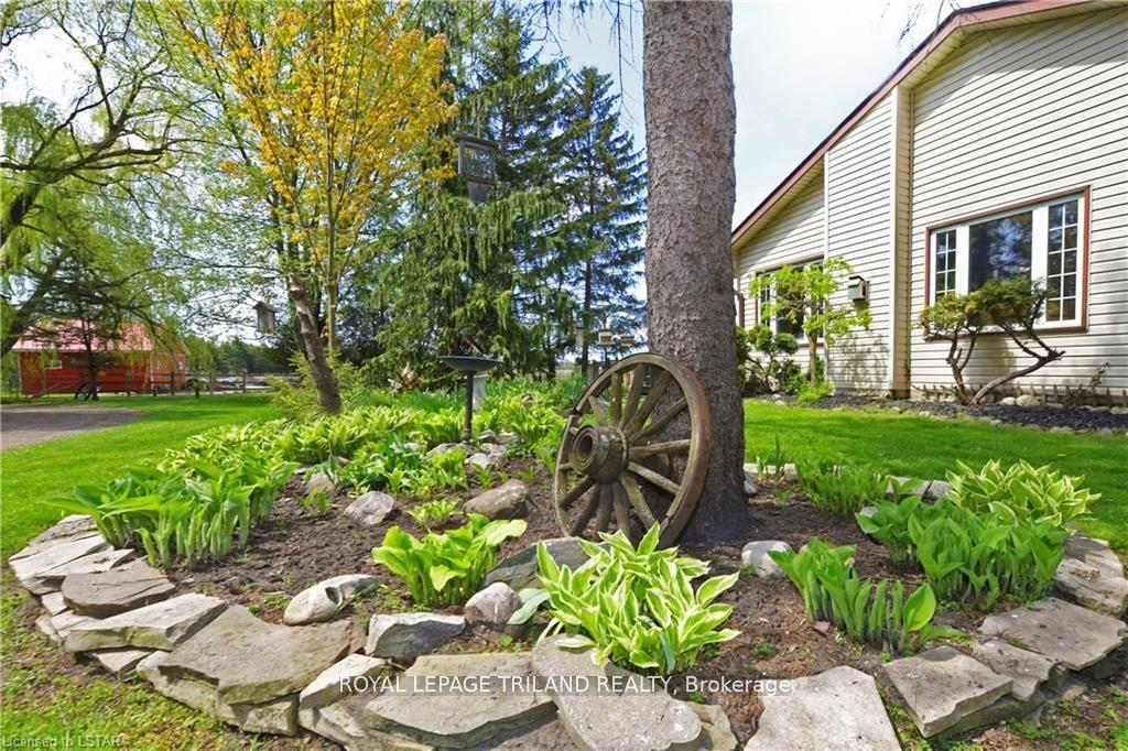 Photo 28 of 9078 Century Drive, Strathroy-Caradoc, Rural Strathroy-Caradoc — HOMEH