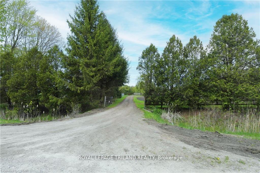 Photo 34 of 9078 Century Drive, Strathroy-Caradoc, Rural Strathroy-Caradoc — HOMEH