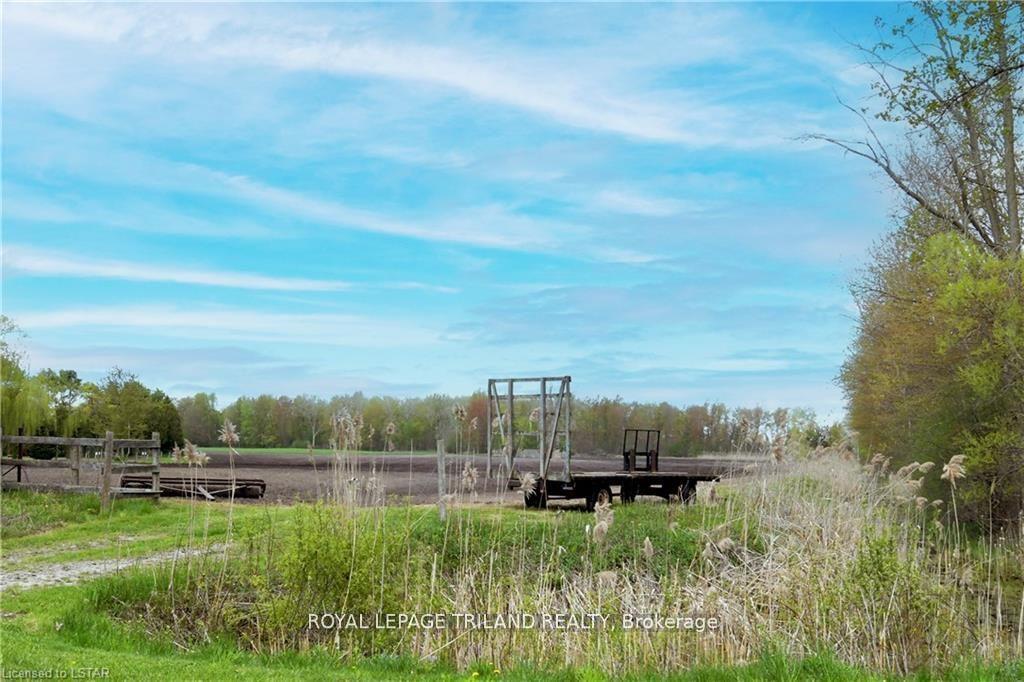 Photo 35 of 9078 Century Drive, Strathroy-Caradoc, Rural Strathroy-Caradoc — HOMEH