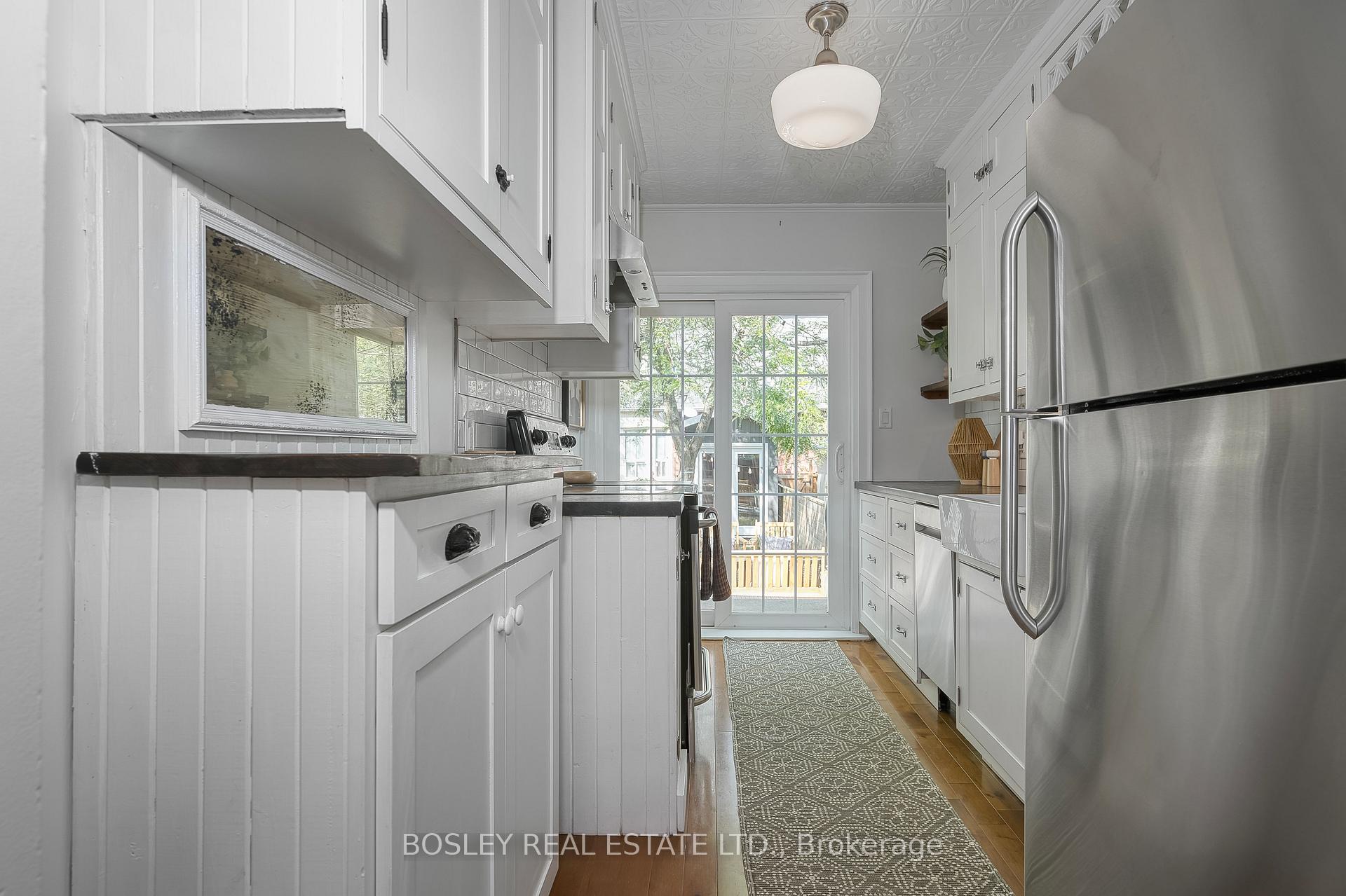Photo 19 of 38 Balfour Avenue, Toronto, Crescent Town — HOMEH