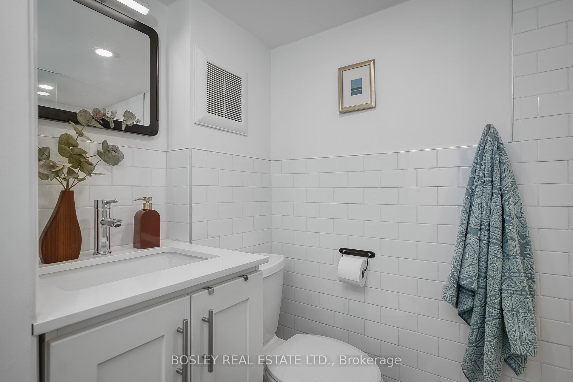 Photo 37 of 38 Balfour Avenue, Toronto, Crescent Town — HOMEH
