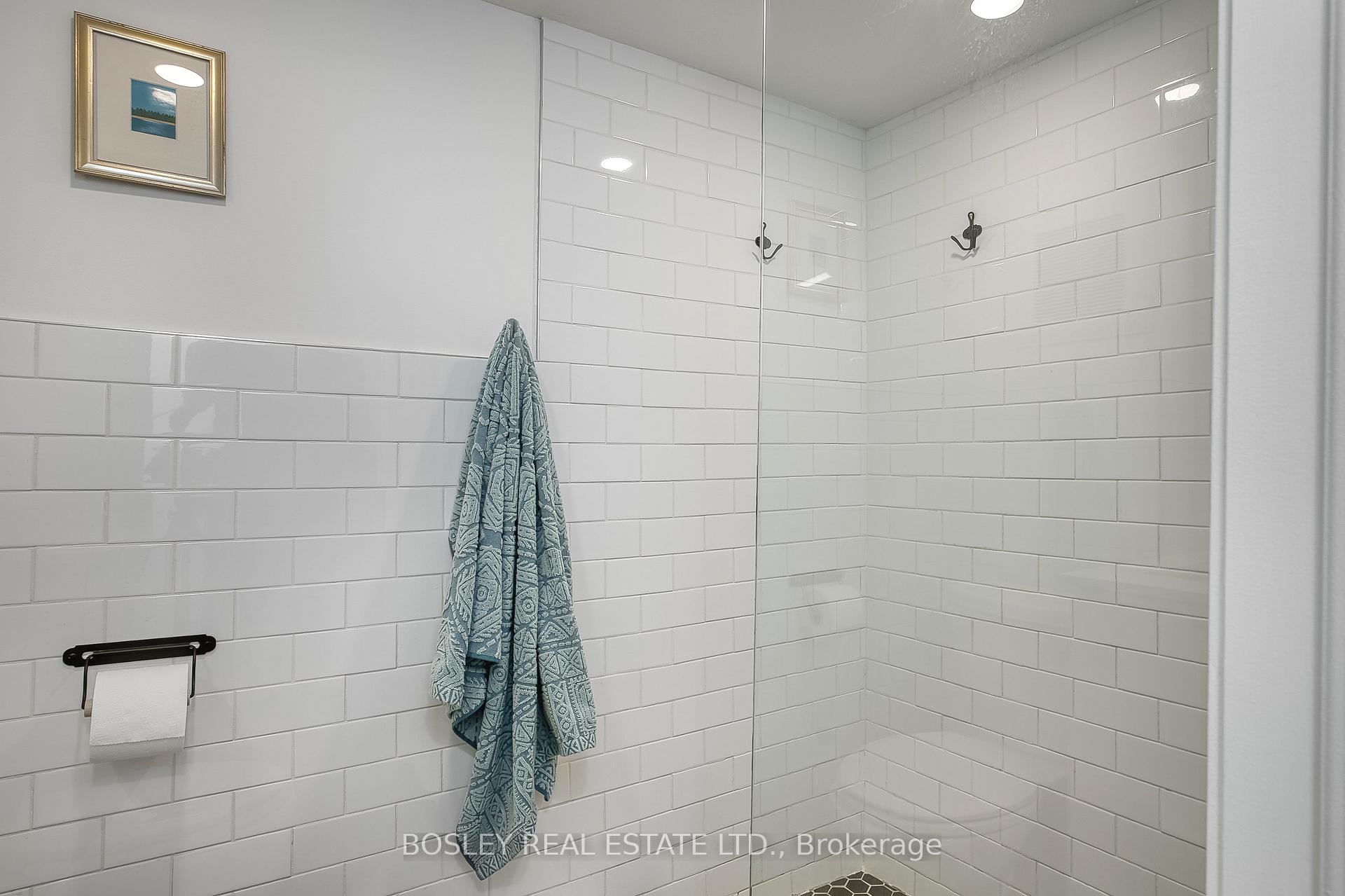 Photo 39 of 38 Balfour Avenue, Toronto, Crescent Town — HOMEH
