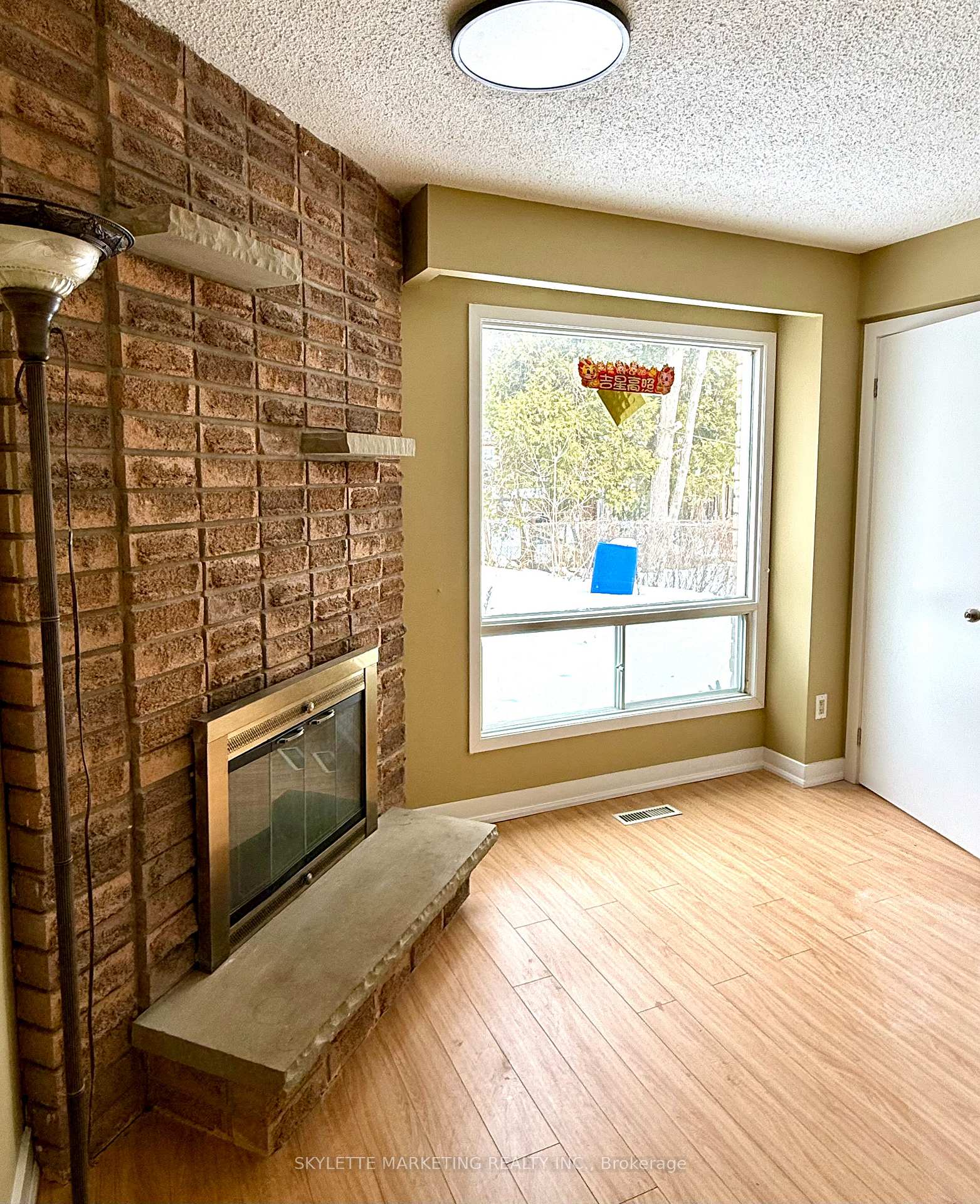 Photo 6 of Unit UPPER, 11 Redheugh Crescent, Scarborough, Steeles — HOMEH