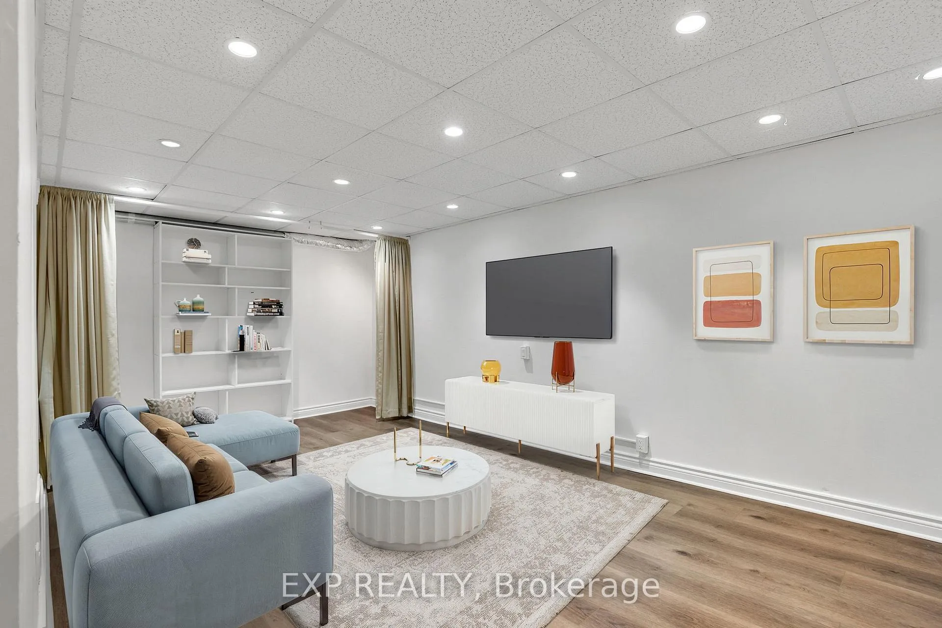 Photo 12 of Unit 325, 22 Niles Way, Markham, Aileen-Willowbrook — HOMEH