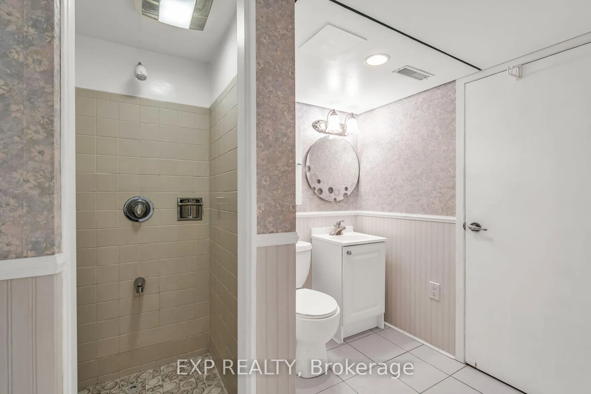 Photo 15 of Unit 325, 22 Niles Way, Markham, Aileen-Willowbrook — HOMEH