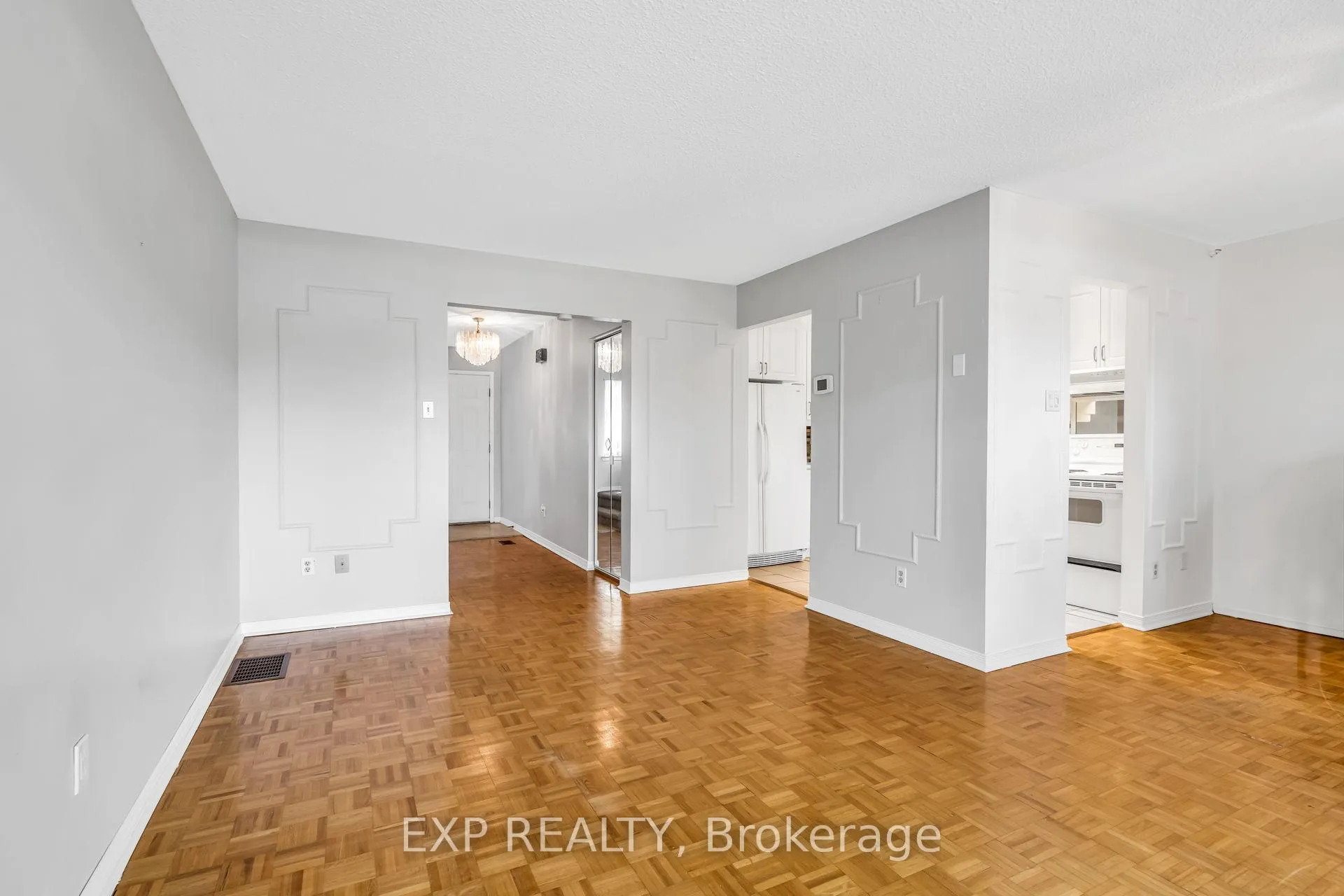 Photo 20 of Unit 325, 22 Niles Way, Markham, Aileen-Willowbrook — HOMEH