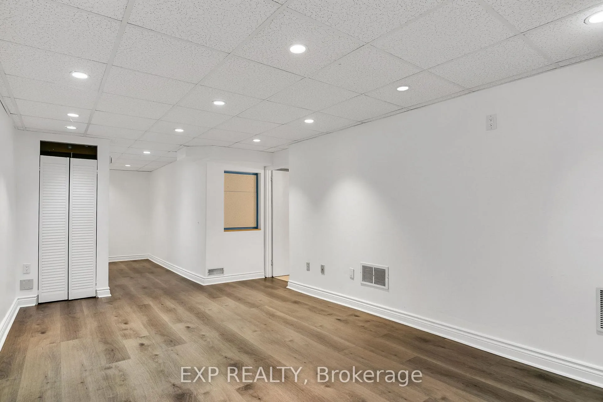 Photo 38 of Unit 325, 22 Niles Way, Markham, Aileen-Willowbrook — HOMEH