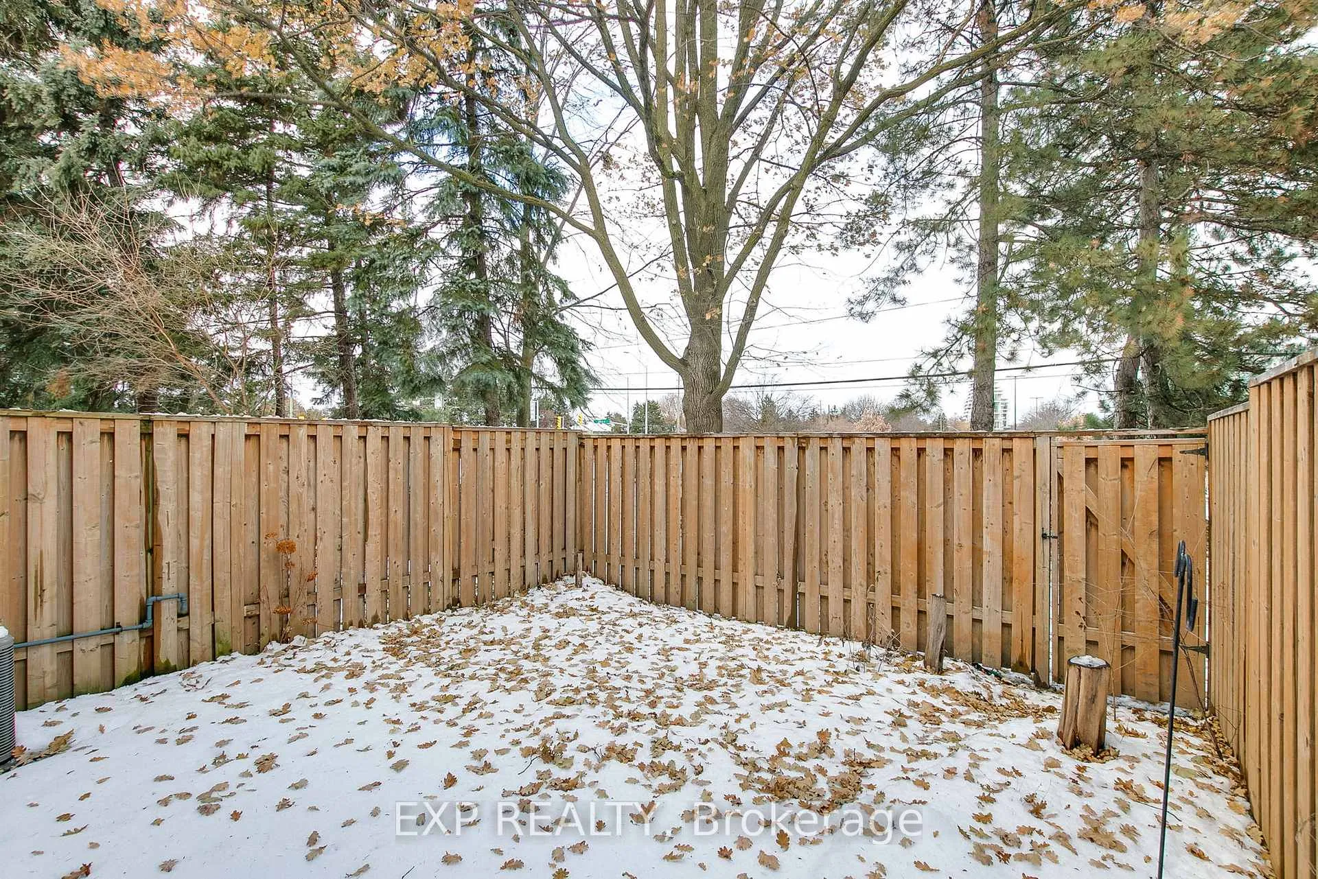 Photo 44 of Unit 325, 22 Niles Way, Markham, Aileen-Willowbrook — HOMEH