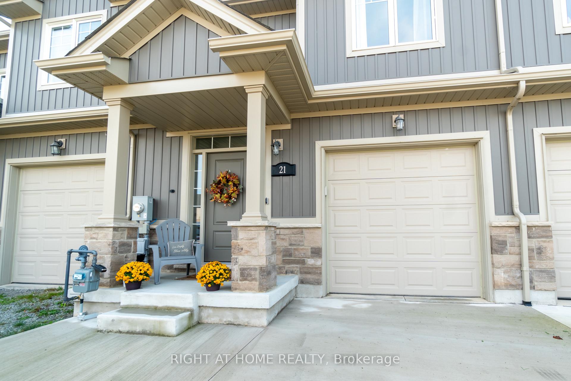 Photo 1 of 21 Lamb Crescent, Thorold, Hurricane/Merrittville — HOMEH