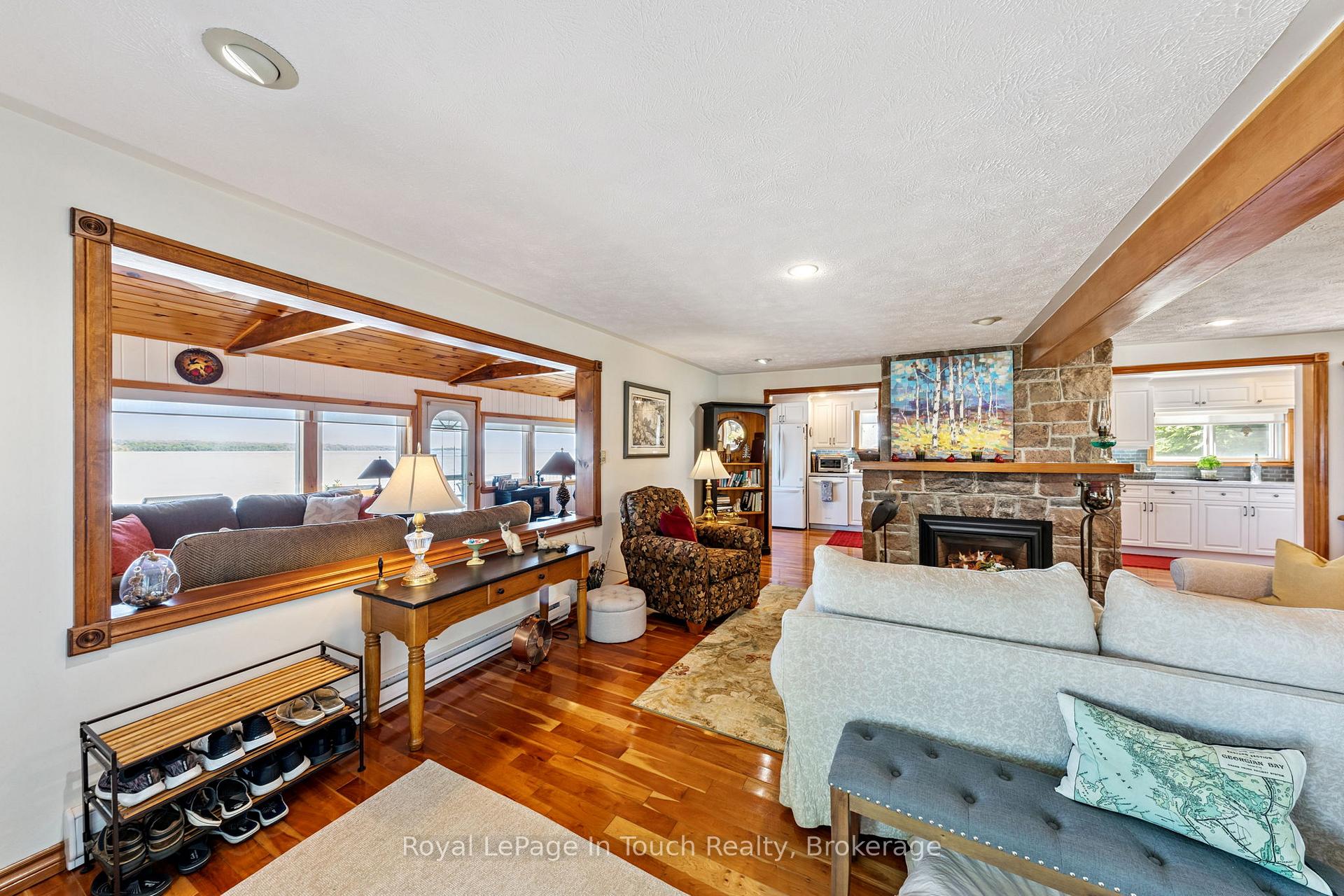 Photo 18 of 1443 Champlain Road, Tiny, Rural Tiny — HOMEH