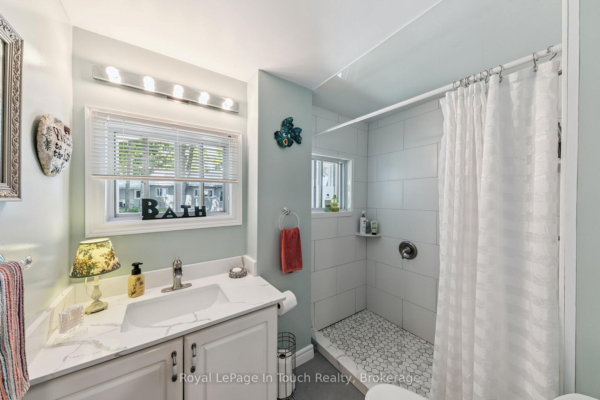 Photo 30 of 1443 Champlain Road, Tiny, Rural Tiny — HOMEH