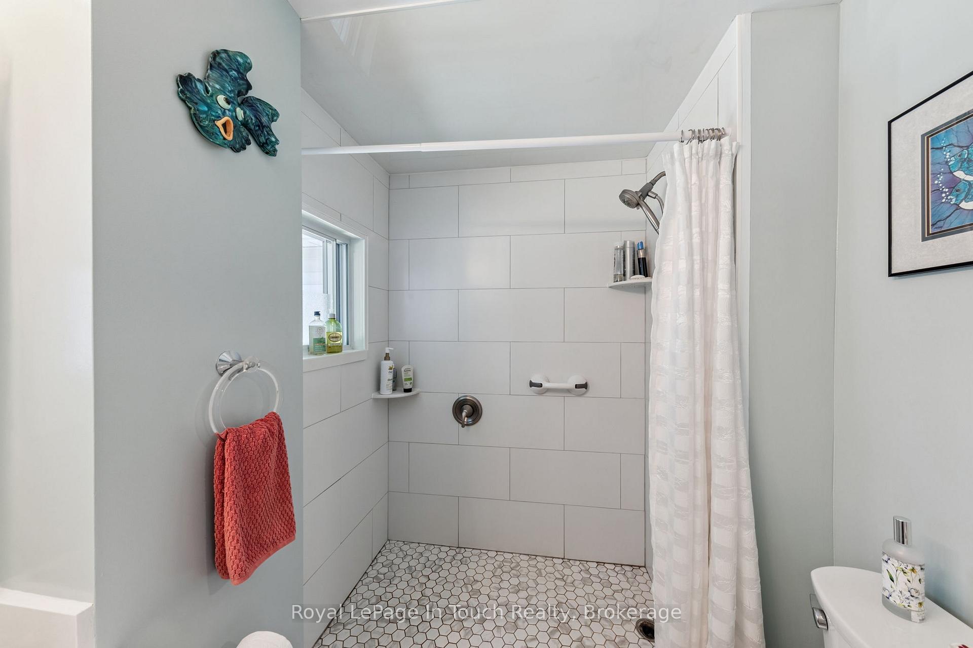 Photo 31 of 1443 Champlain Road, Tiny, Rural Tiny — HOMEH