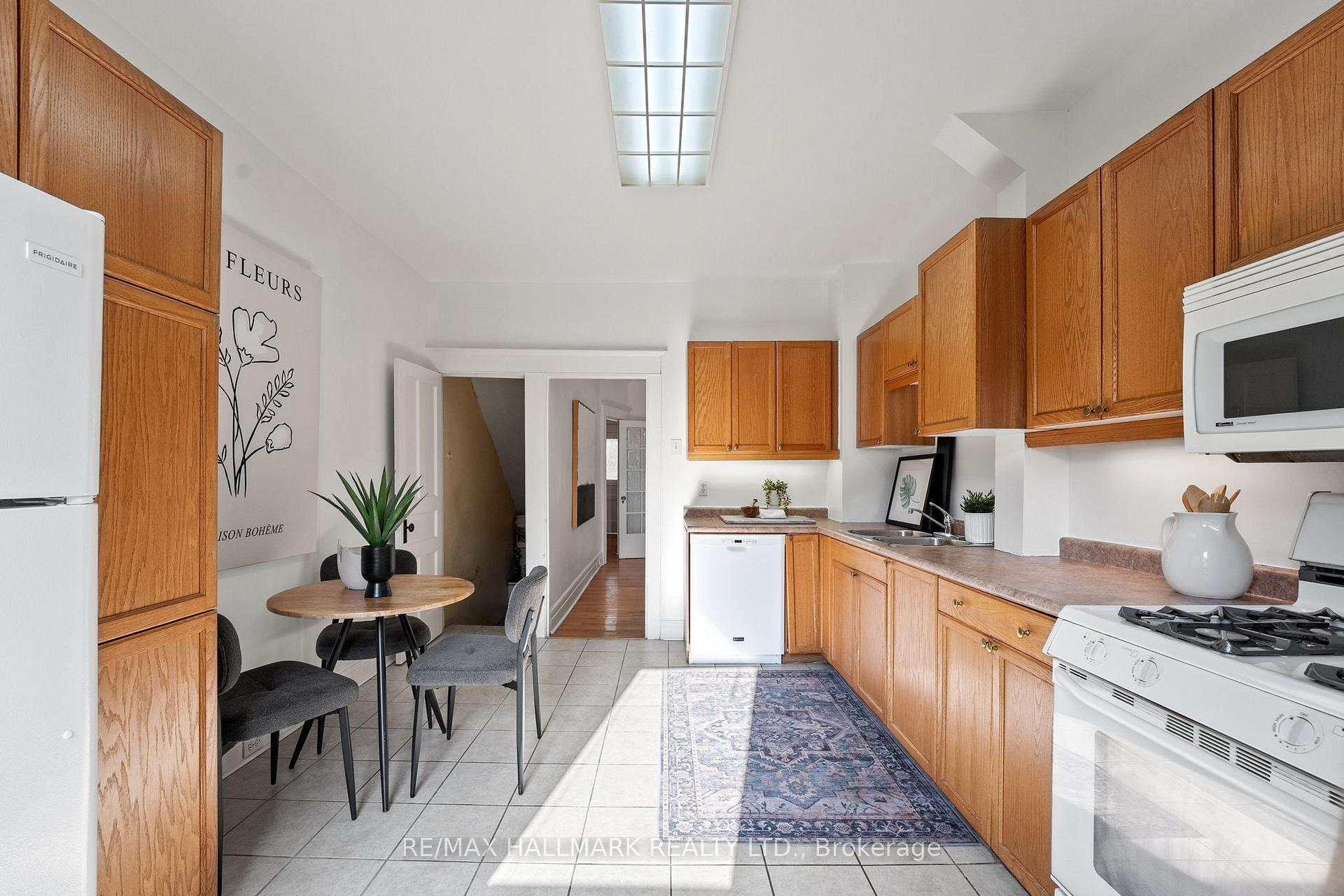Photo 9 of 52 Empire Avenue, Toronto, South Riverdale — HOMEH