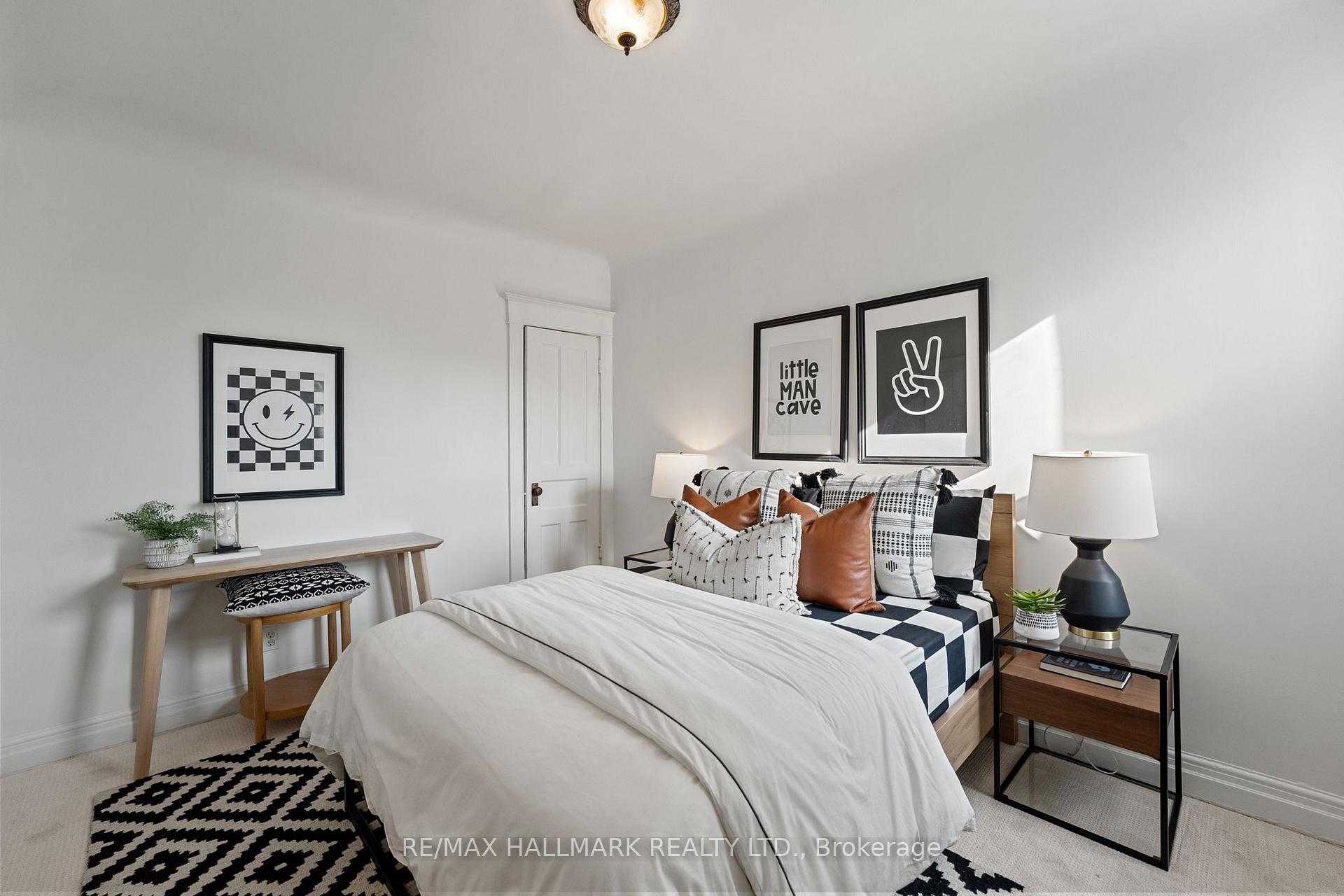 Photo 16 of 52 Empire Avenue, Toronto, South Riverdale — HOMEH