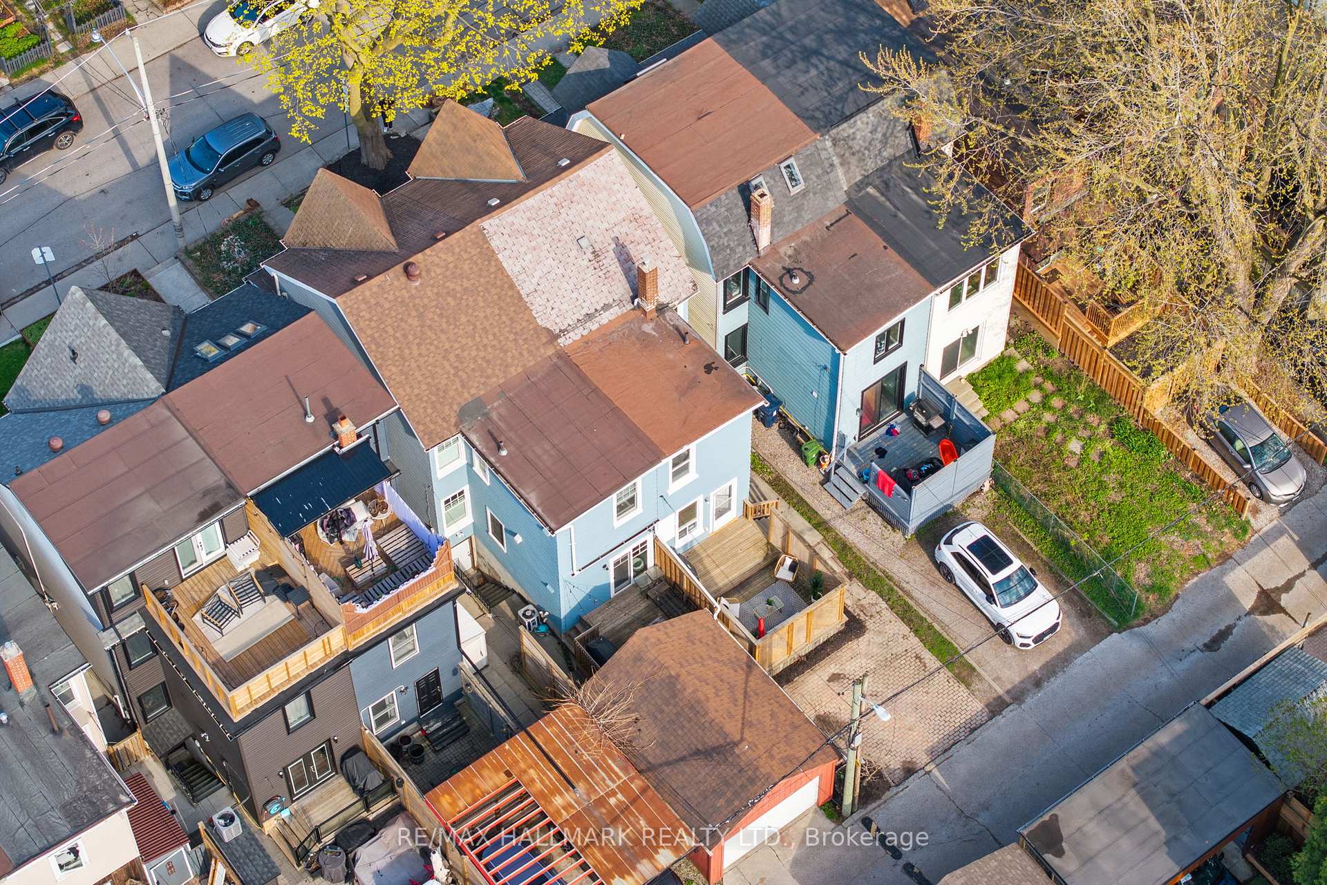 Photo 28 of 52 Empire Avenue, Toronto, South Riverdale — HOMEH