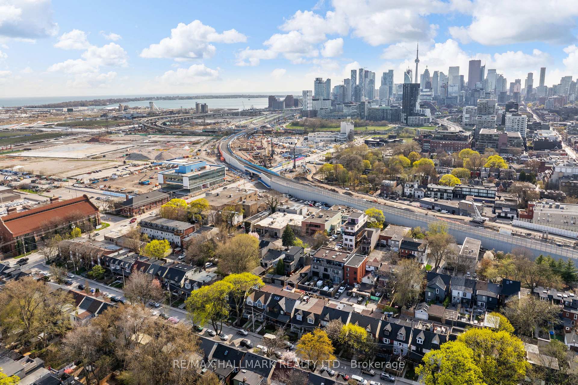 Photo 33 of 52 Empire Avenue, Toronto, South Riverdale — HOMEH