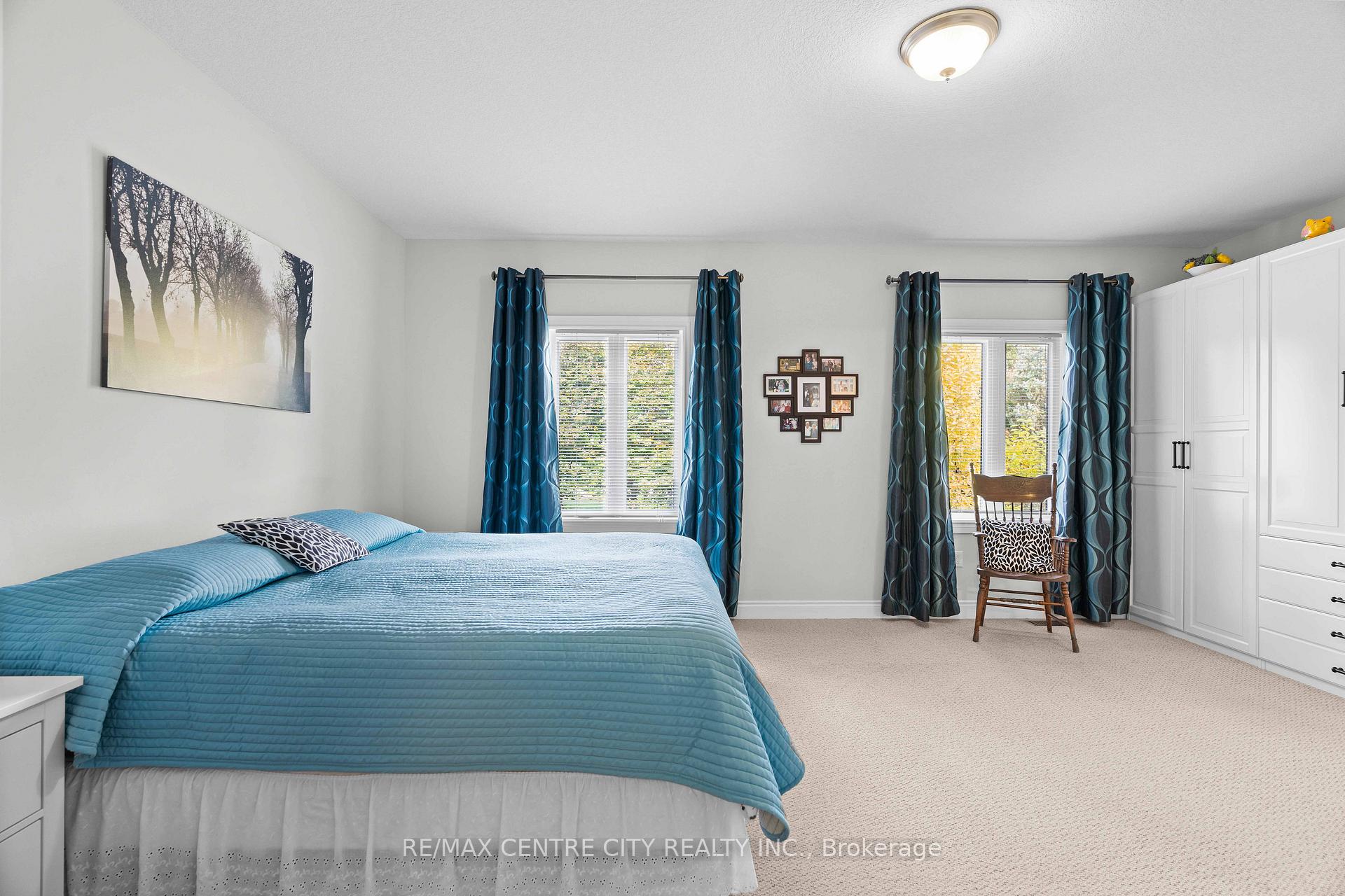 Photo 25 of 7094 Walkers Drive, Strathroy-Caradoc, Rural Strathroy-Caradoc — HOMEH