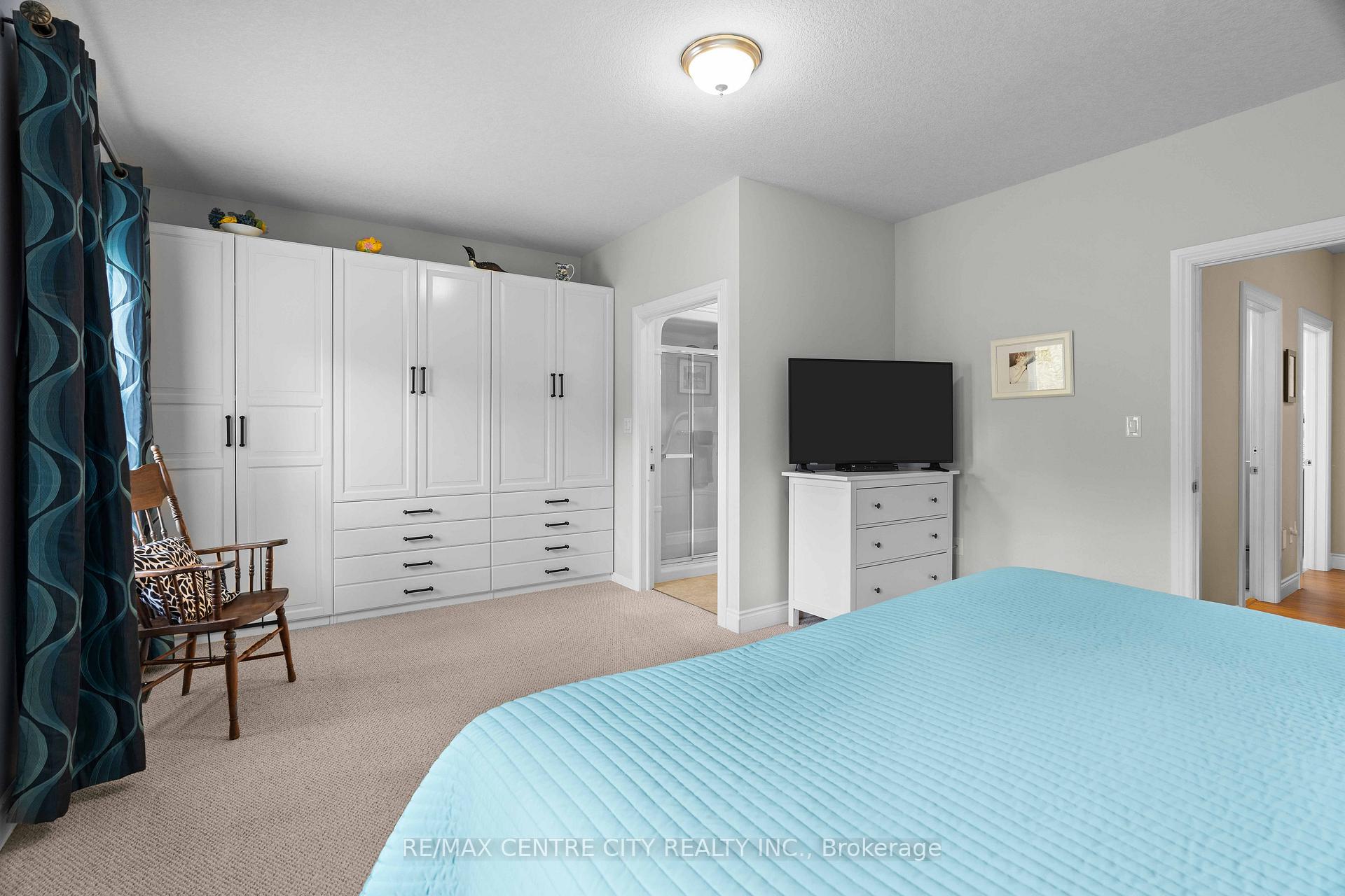 Photo 26 of 7094 Walkers Drive, Strathroy-Caradoc, Rural Strathroy-Caradoc — HOMEH