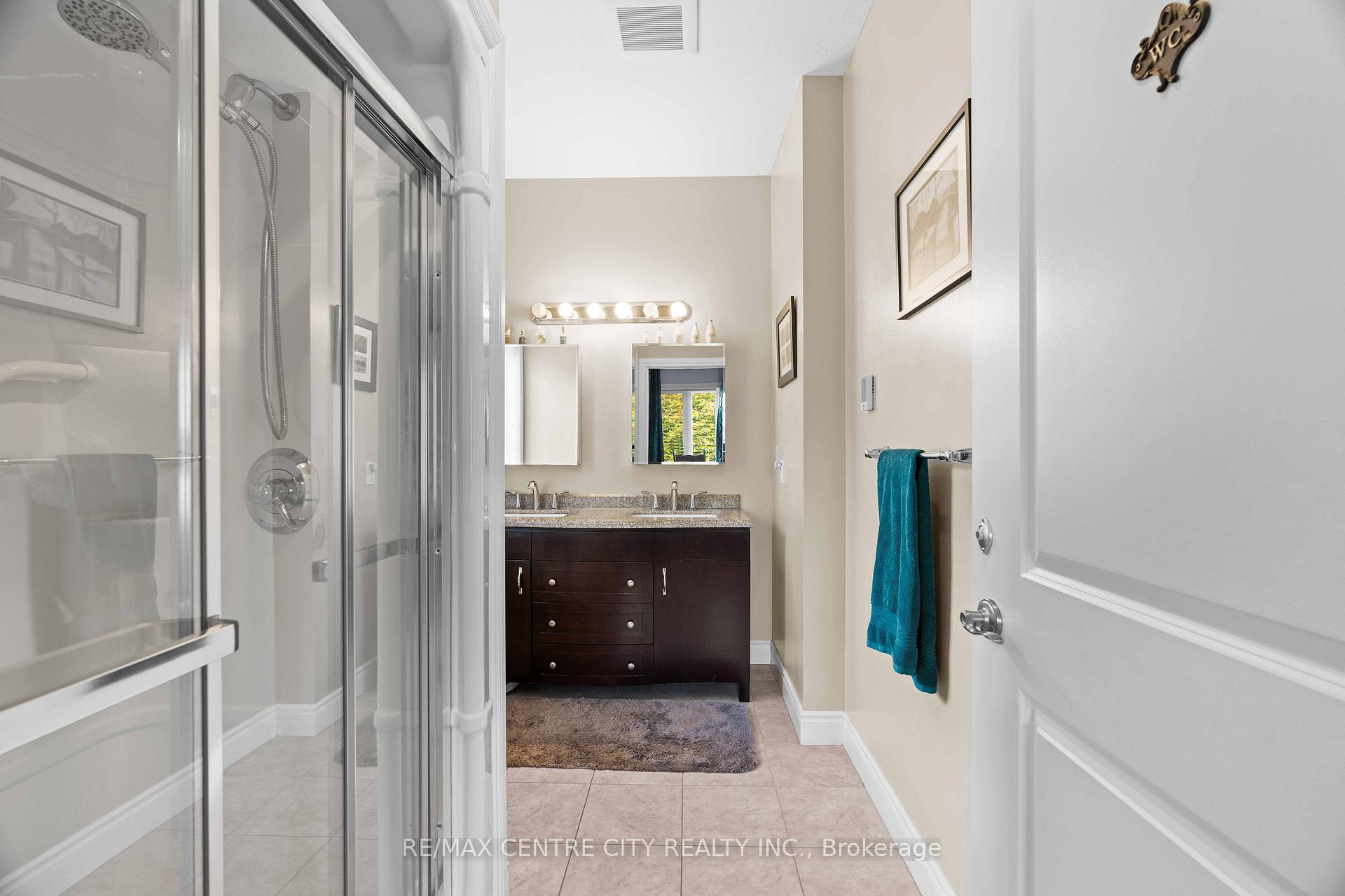 Photo 27 of 7094 Walkers Drive, Strathroy-Caradoc, Rural Strathroy-Caradoc — HOMEH