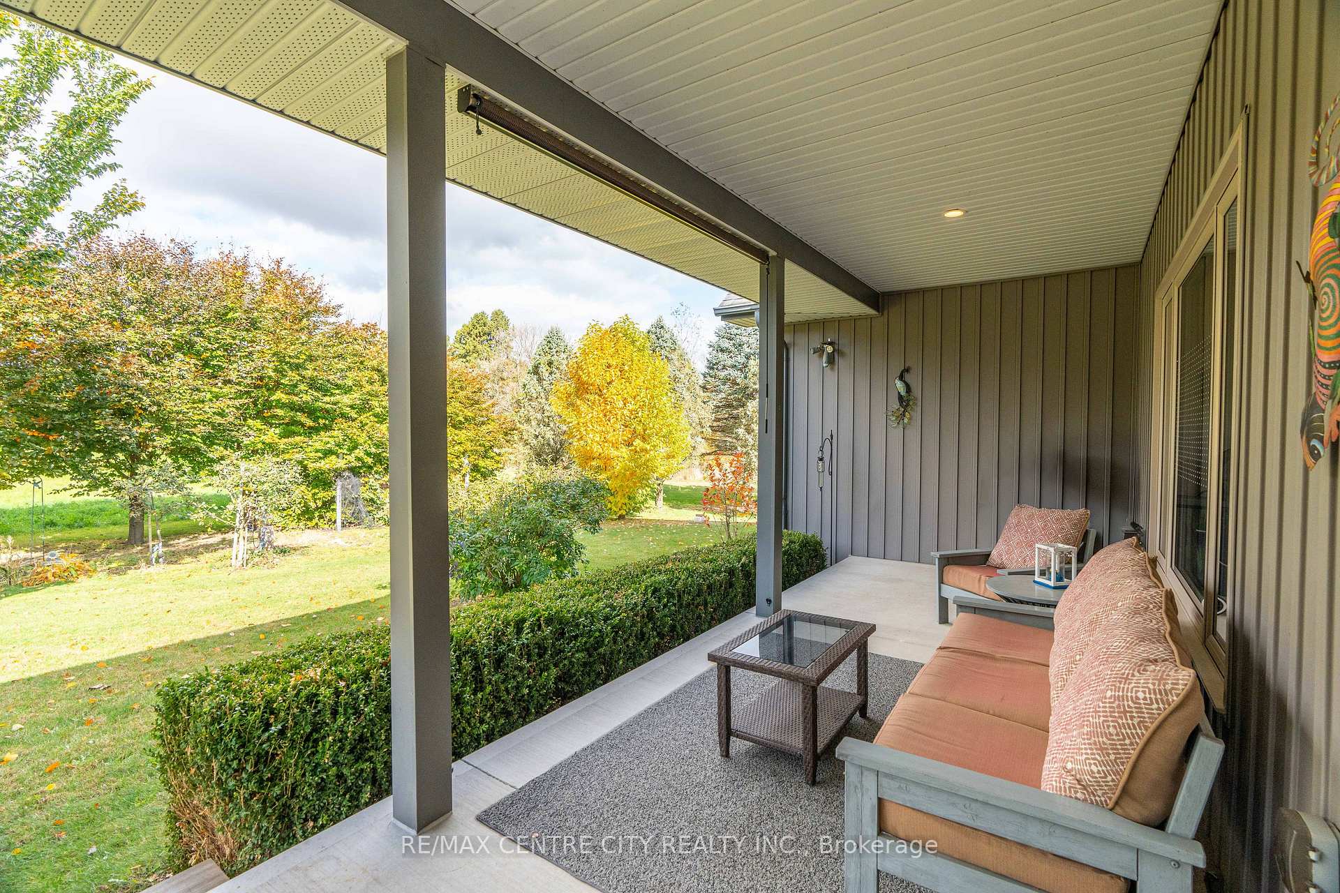Photo 35 of 7094 Walkers Drive, Strathroy-Caradoc, Rural Strathroy-Caradoc — HOMEH