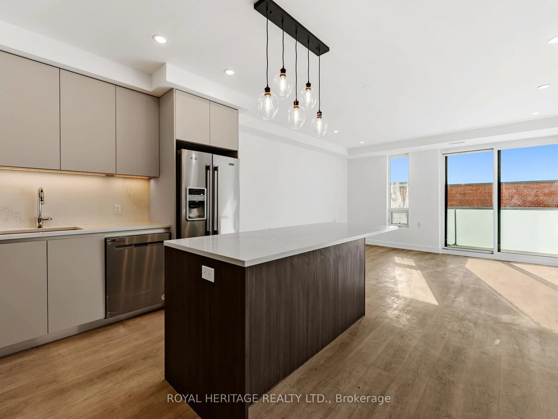 Photo 1 of Unit 201, 195 Hunter Street E, Peterborough, Ashburnham Ward 4 — HOMEH