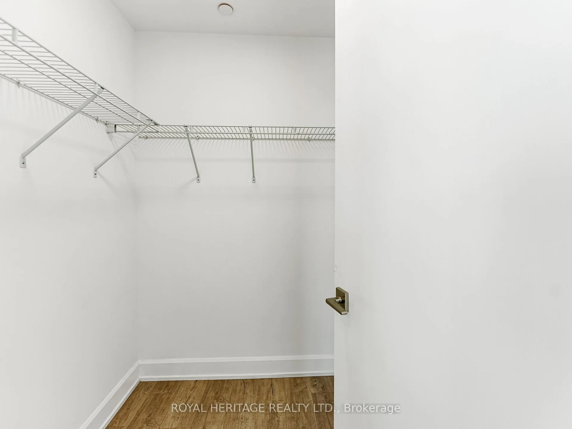 Photo 10 of Unit 201, 195 Hunter Street E, Peterborough, Ashburnham Ward 4 — HOMEH
