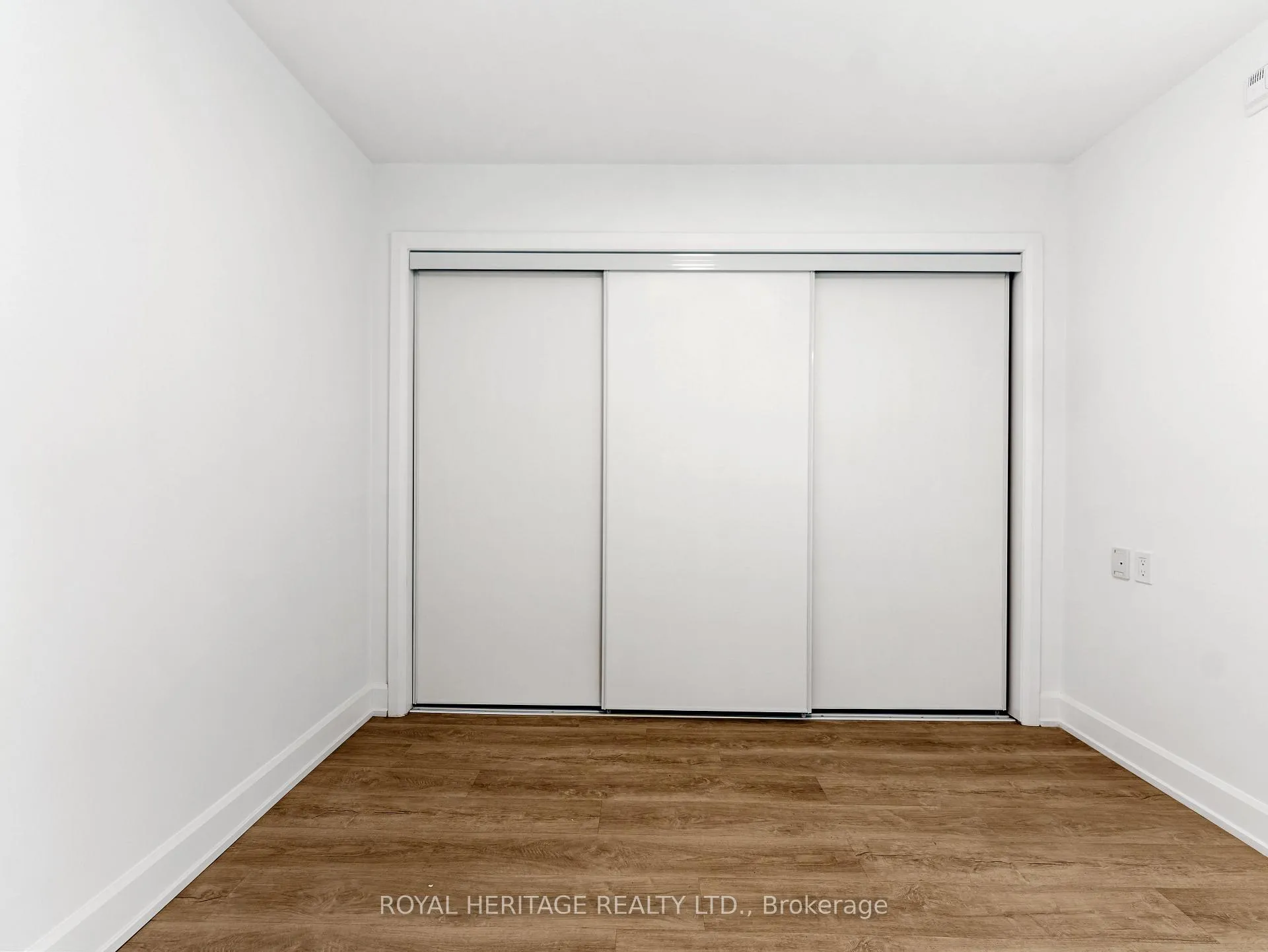 Photo 19 of Unit 201, 195 Hunter Street E, Peterborough, Ashburnham Ward 4 — HOMEH