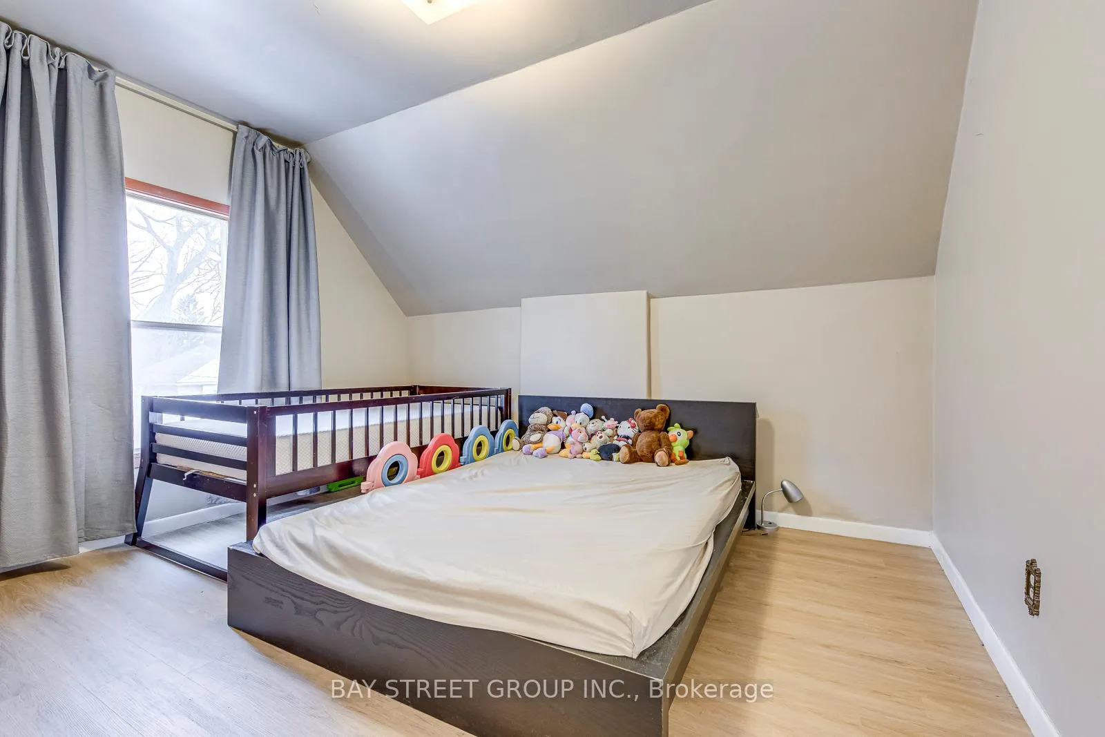 Photo 23 of 162 Prospect Street S, Hamilton, Blakeley — HOMEH