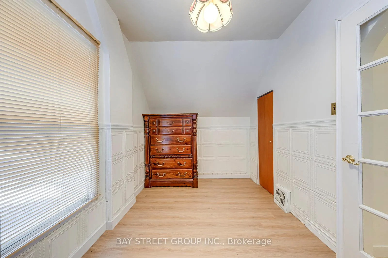 Photo 26 of 162 Prospect Street S, Hamilton, Blakeley — HOMEH