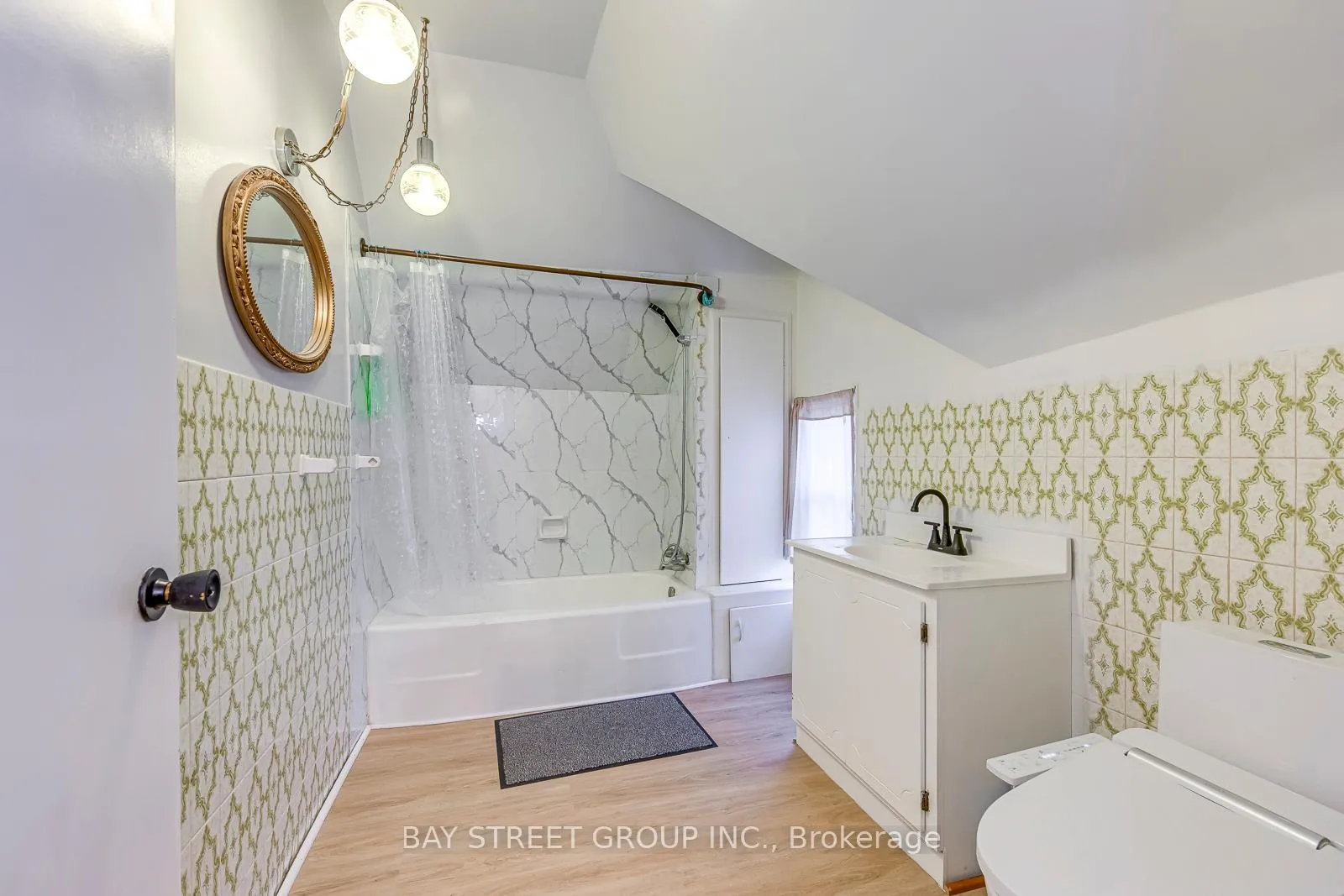 Photo 27 of 162 Prospect Street S, Hamilton, Blakeley — HOMEH