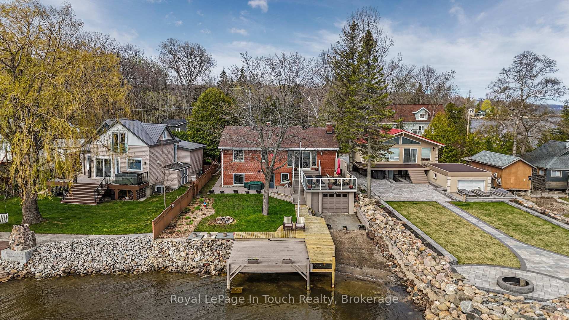 Front of 278 Robins Point Road