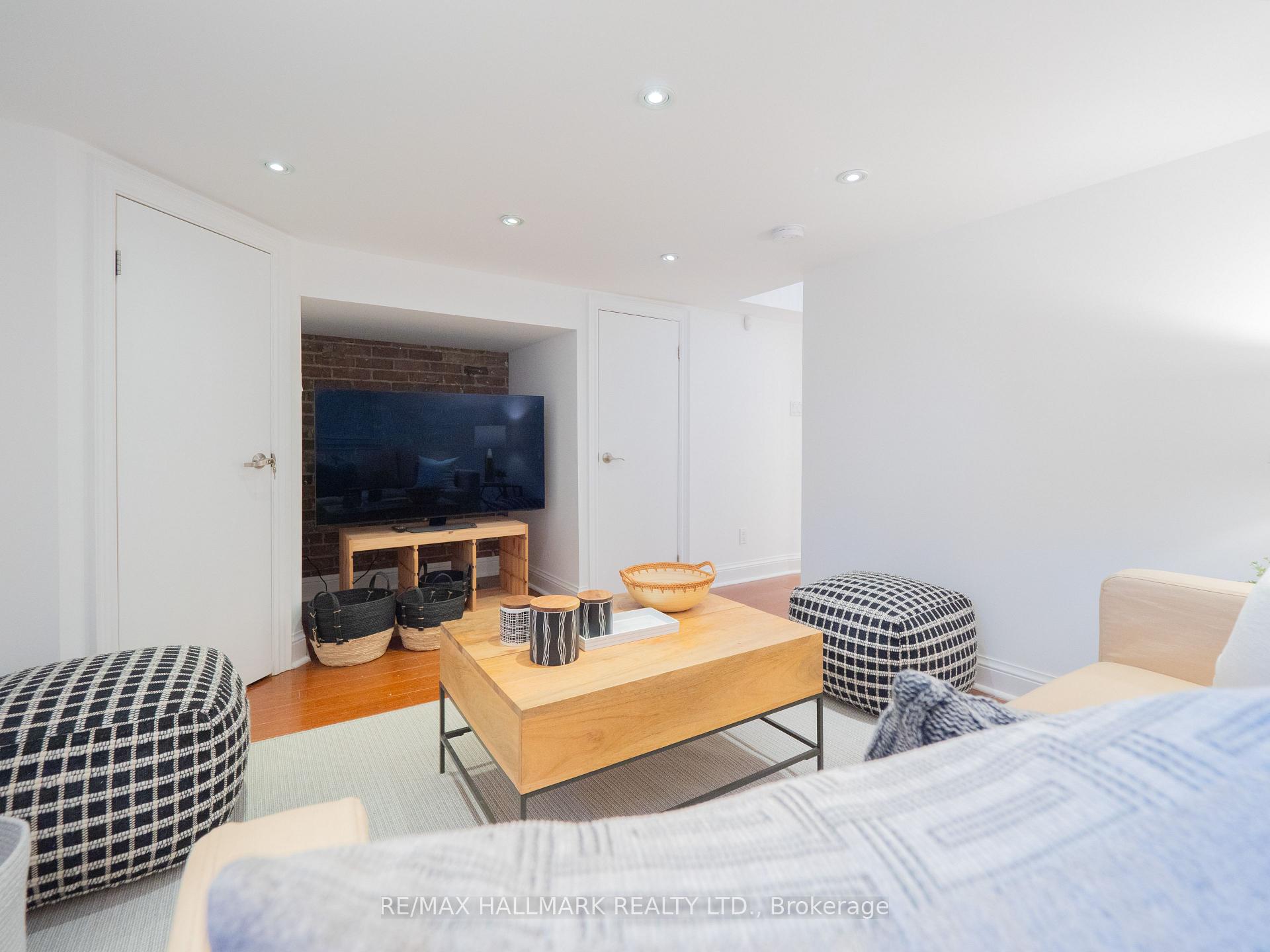 Photo 35 of 338 Bain Avenue, Toronto, Blake-Jones — HOMEH