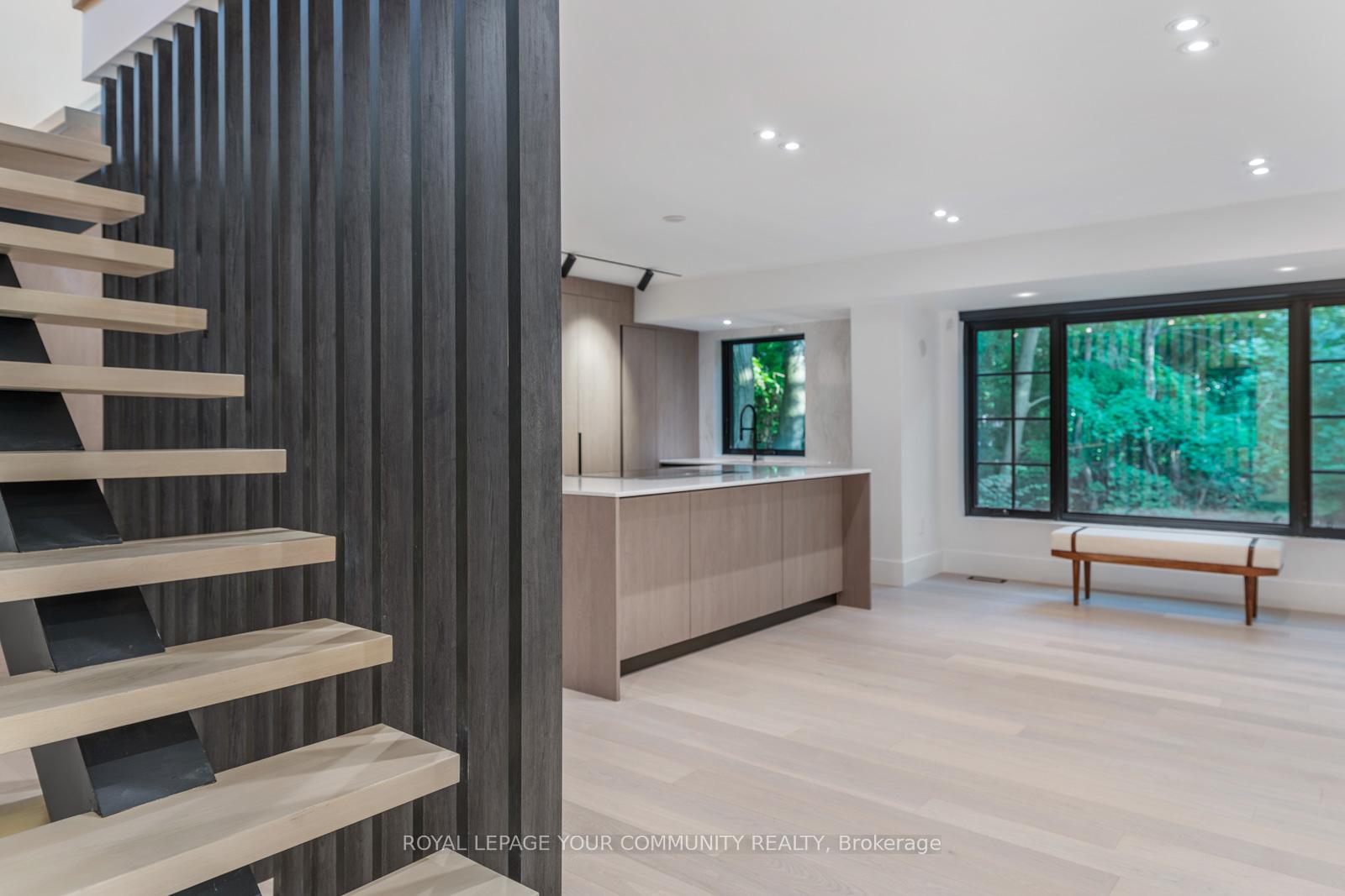 Photo 17 of 37 Kimbark Boulevard, Toronto, Lawrence Park South — HOMEH
