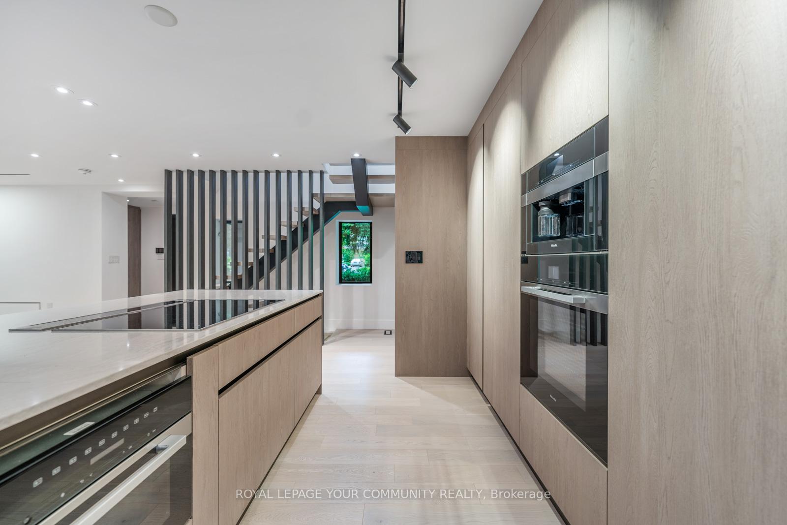 Photo 22 of 37 Kimbark Boulevard, Toronto, Lawrence Park South — HOMEH