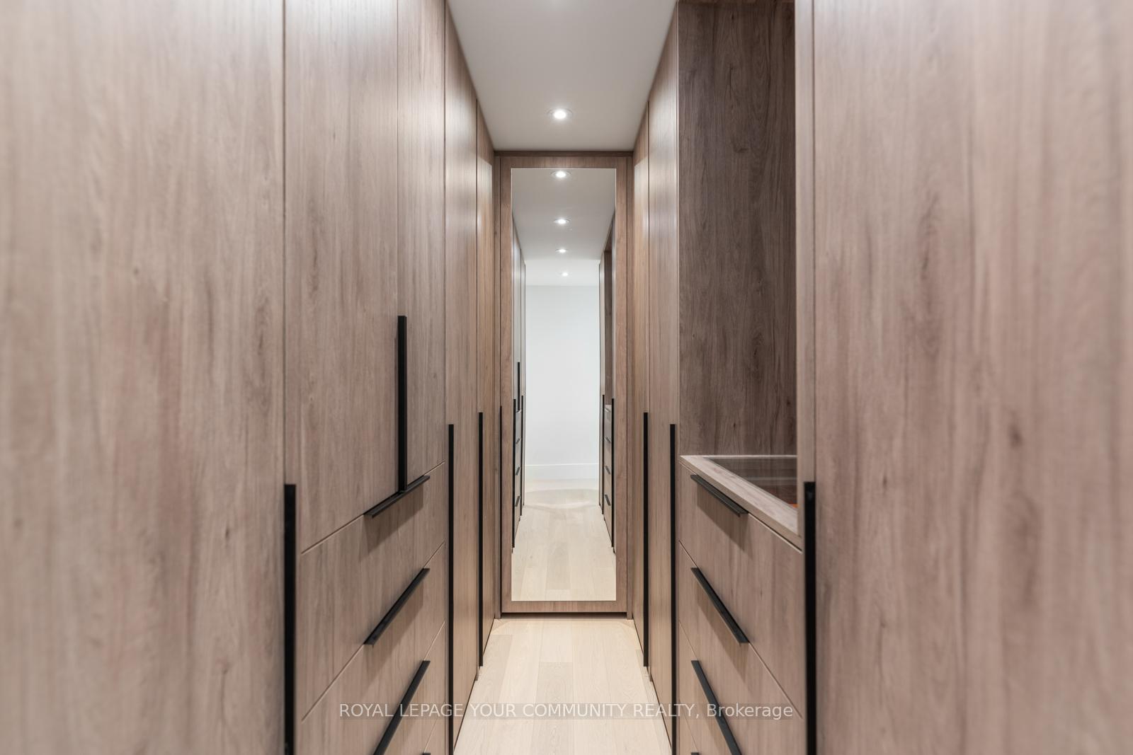 Photo 25 of 37 Kimbark Boulevard, Toronto, Lawrence Park South — HOMEH