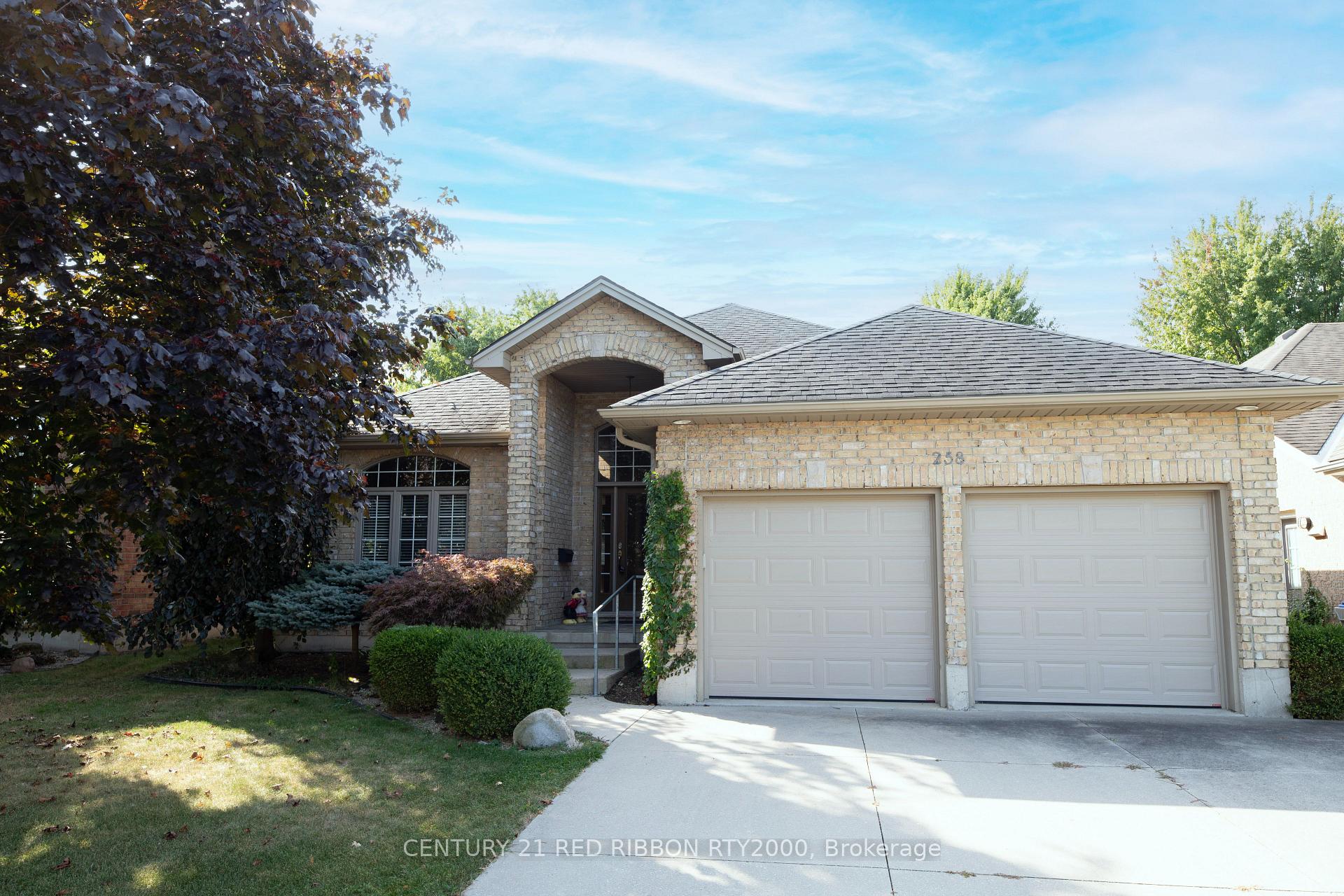 Photo 1 of 258 Deruiter Drive, Strathroy-Caradoc, NE — HOMEH