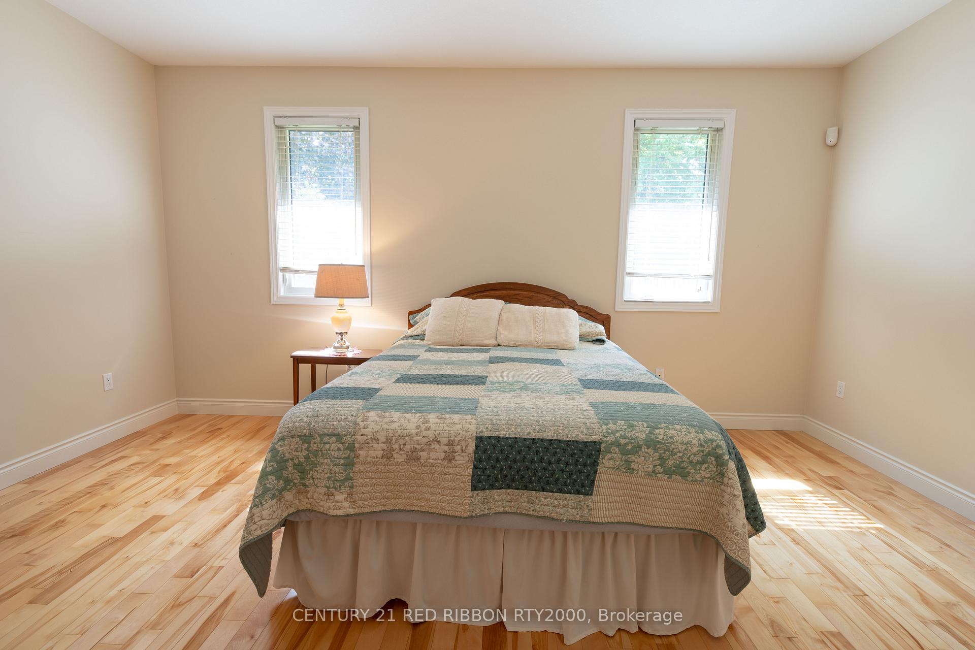 Photo 18 of 258 Deruiter Drive, Strathroy-Caradoc, NE — HOMEH