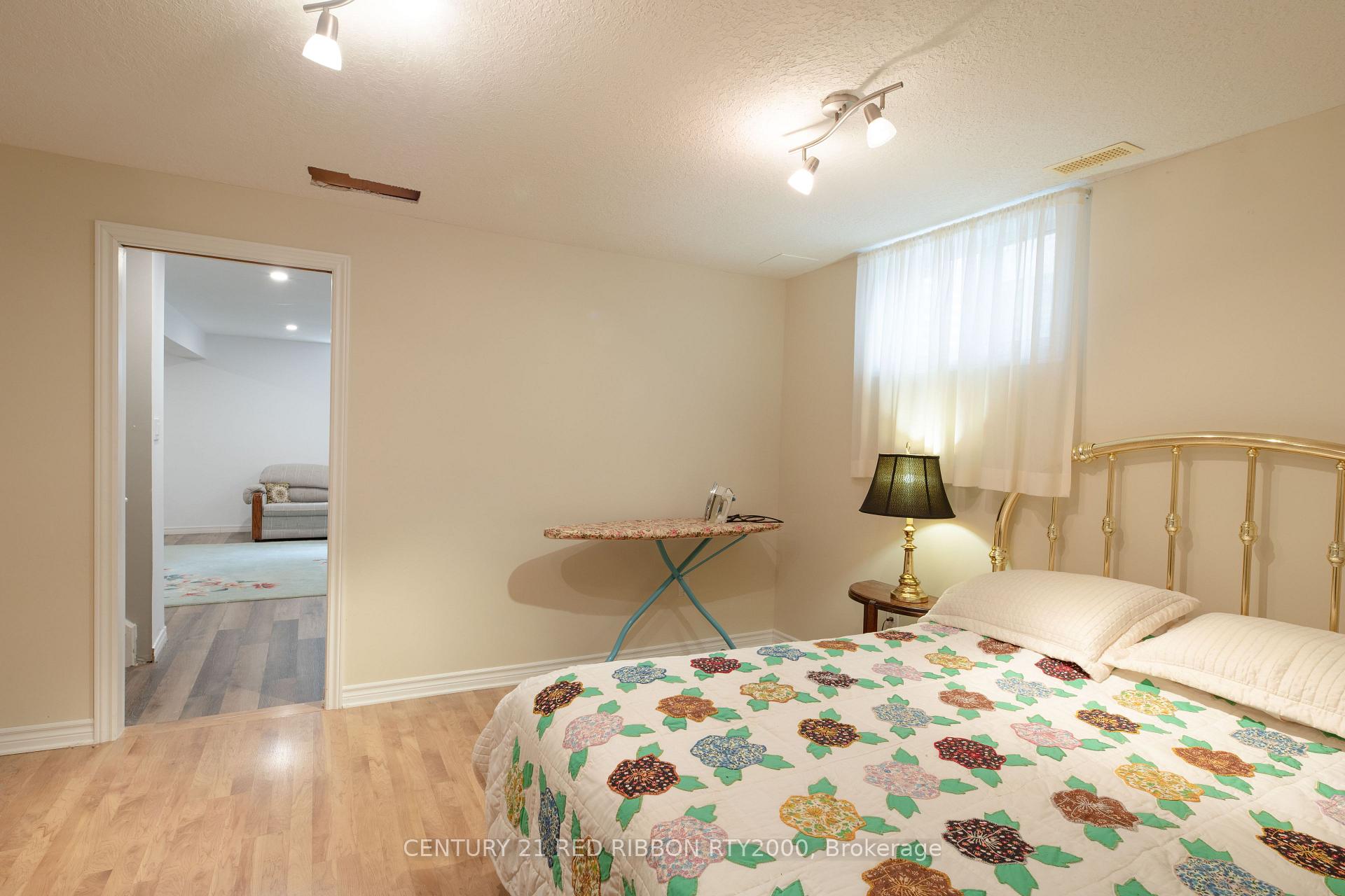 Photo 32 of 258 Deruiter Drive, Strathroy-Caradoc, NE — HOMEH