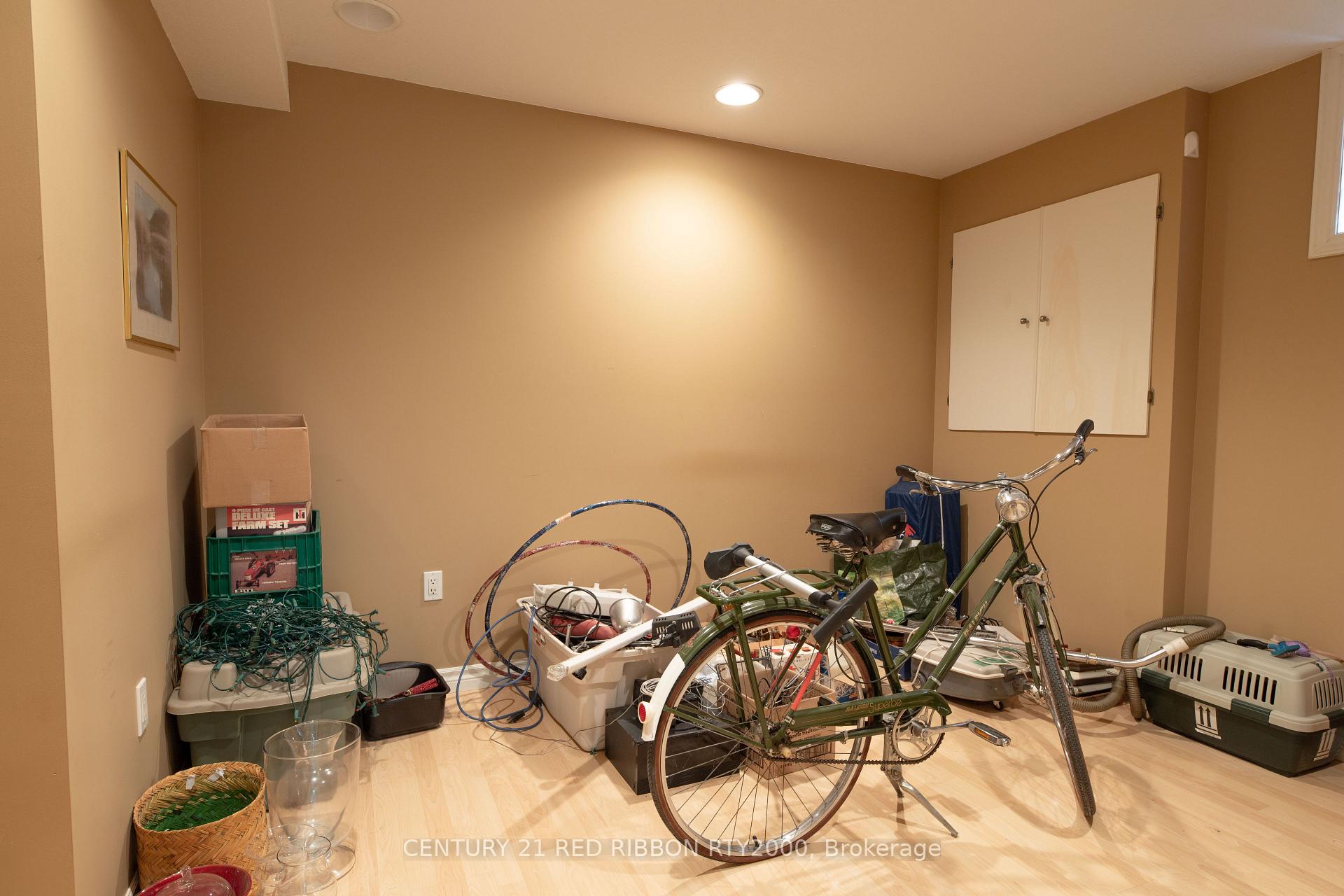 Photo 36 of 258 Deruiter Drive, Strathroy-Caradoc, NE — HOMEH
