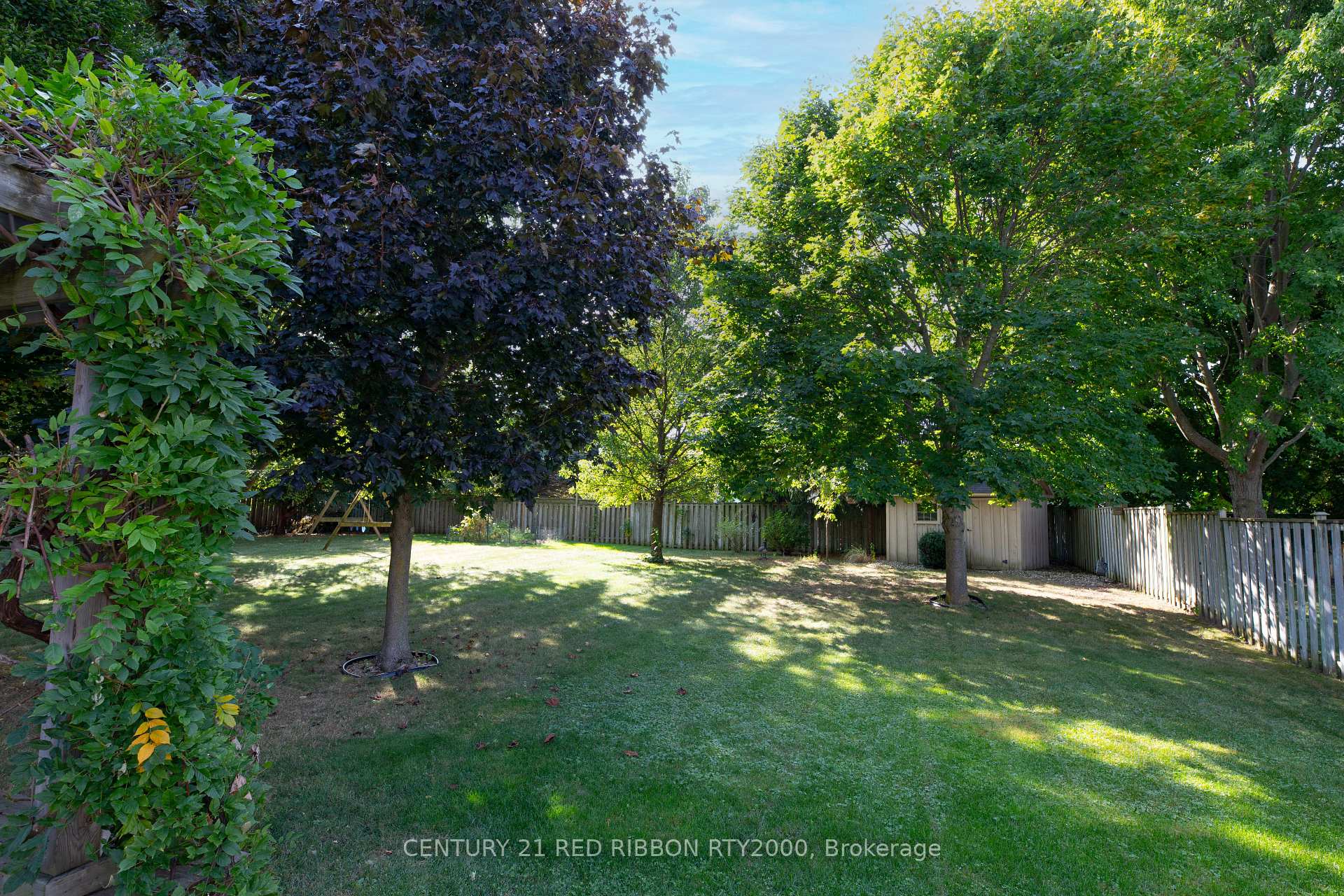 Photo 42 of 258 Deruiter Drive, Strathroy-Caradoc, NE — HOMEH